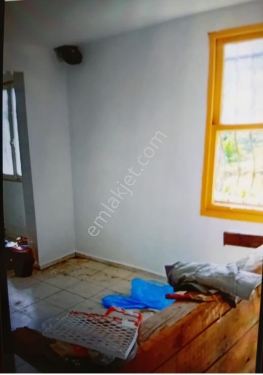 Seferihisar Beyler'de Baraj Gölüne Komşu, Kesintisiz Manzaralı - Görsel 9