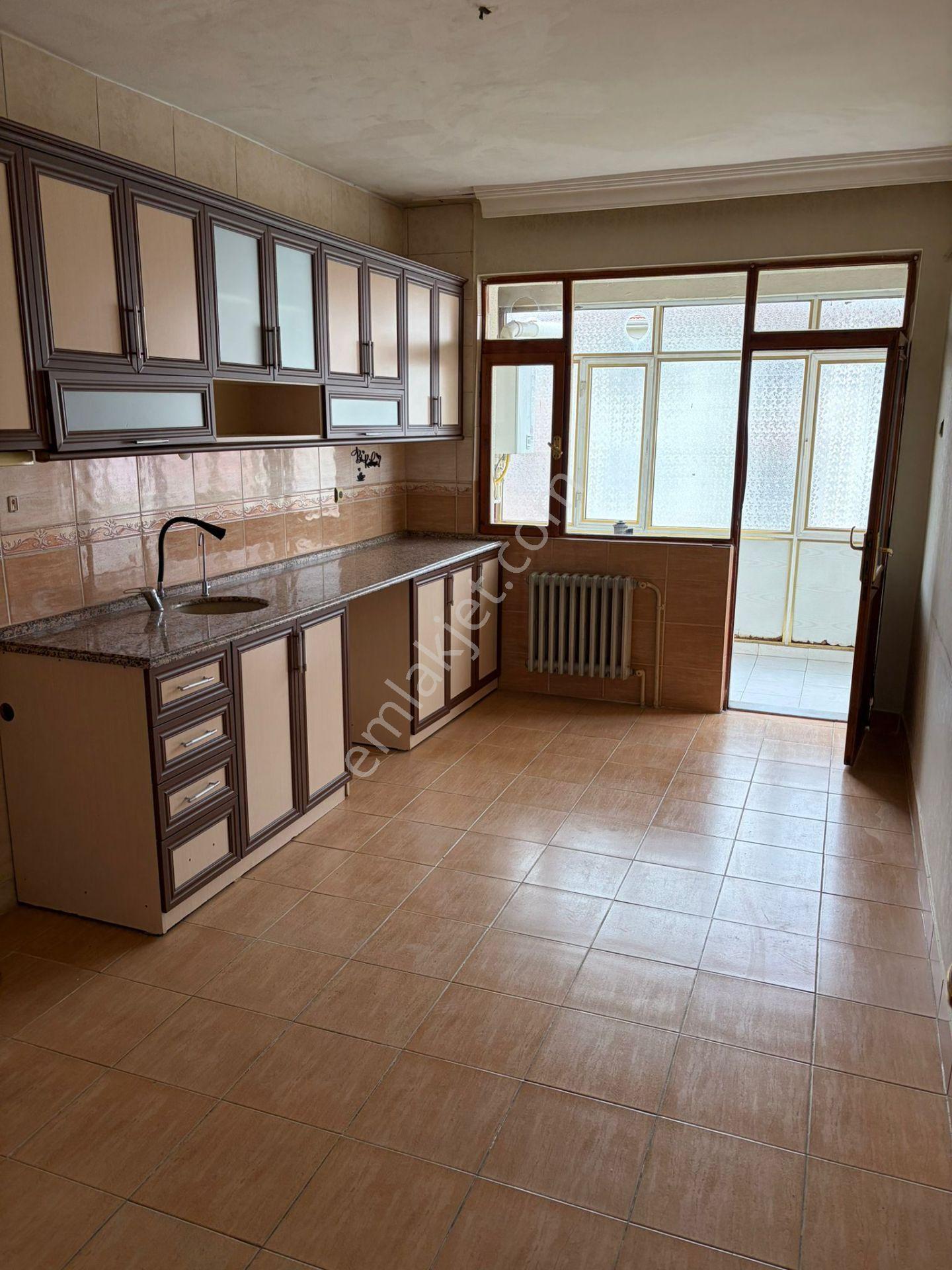 İsa Kavak Gayrimenkul’den 3+1 Kiralık Daire – Karatay Sultan Mesud - Görsel 2