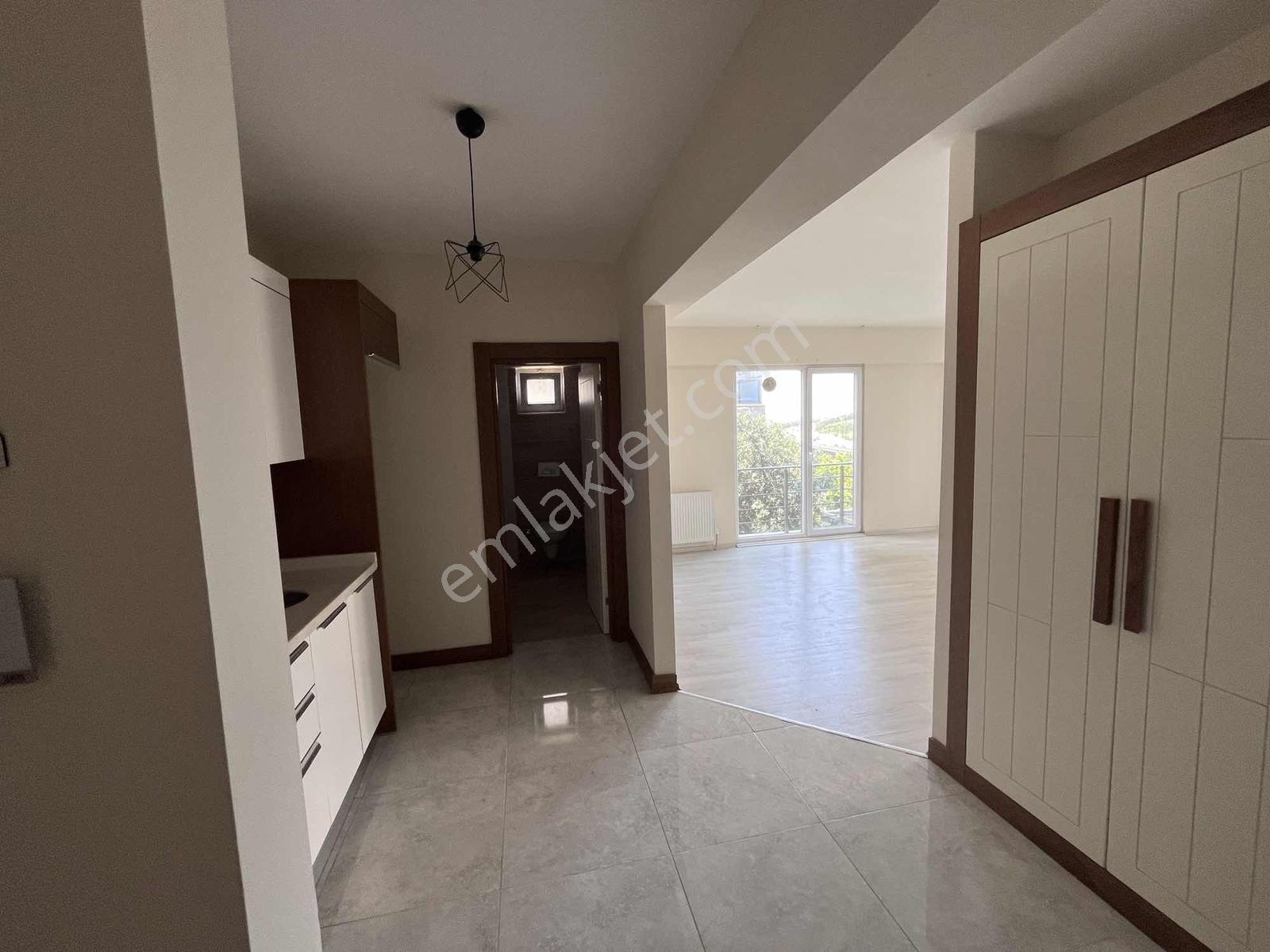 Arpalist B Blok Havuz Cephe Site İçi Balkonlu 1+1 Daire - Görsel 22