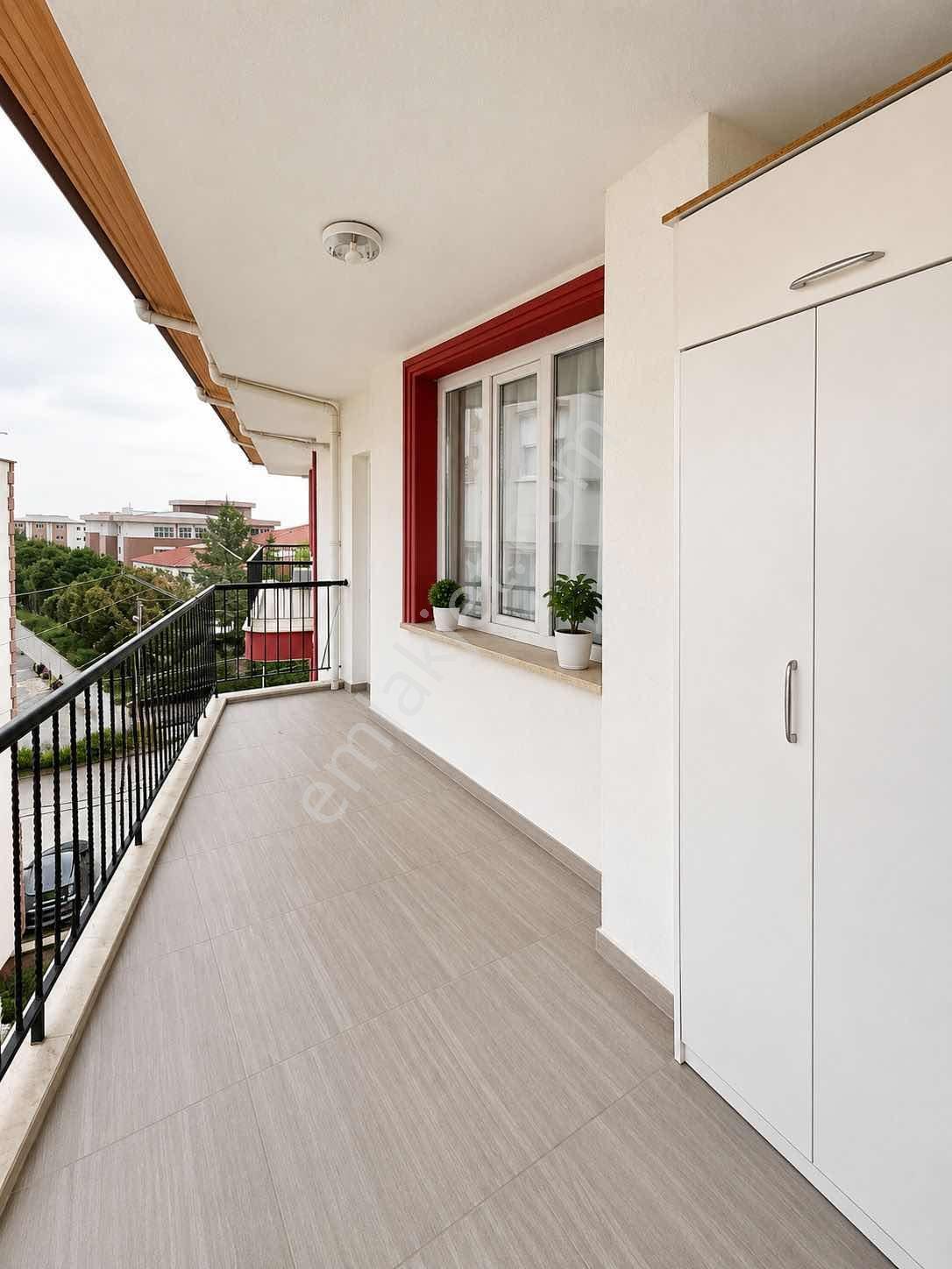İnal Emlak'tan Emekte Satılık 3+1 150m2 Lüx Daire - Görsel 10