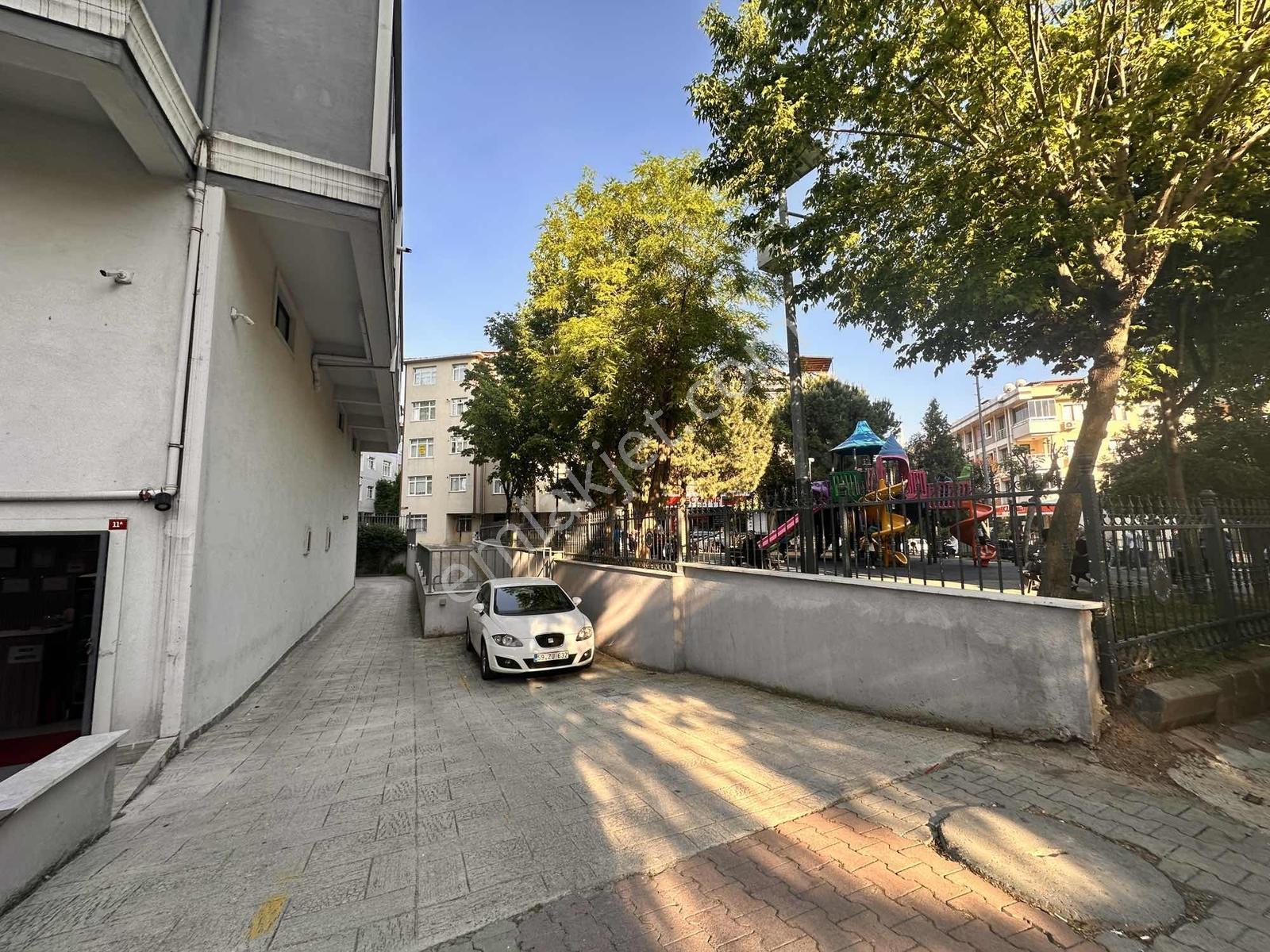 Satılık Esenevler Mah. 2+1 Açık/kapalı Oto Parklı Daire - Görsel 24
