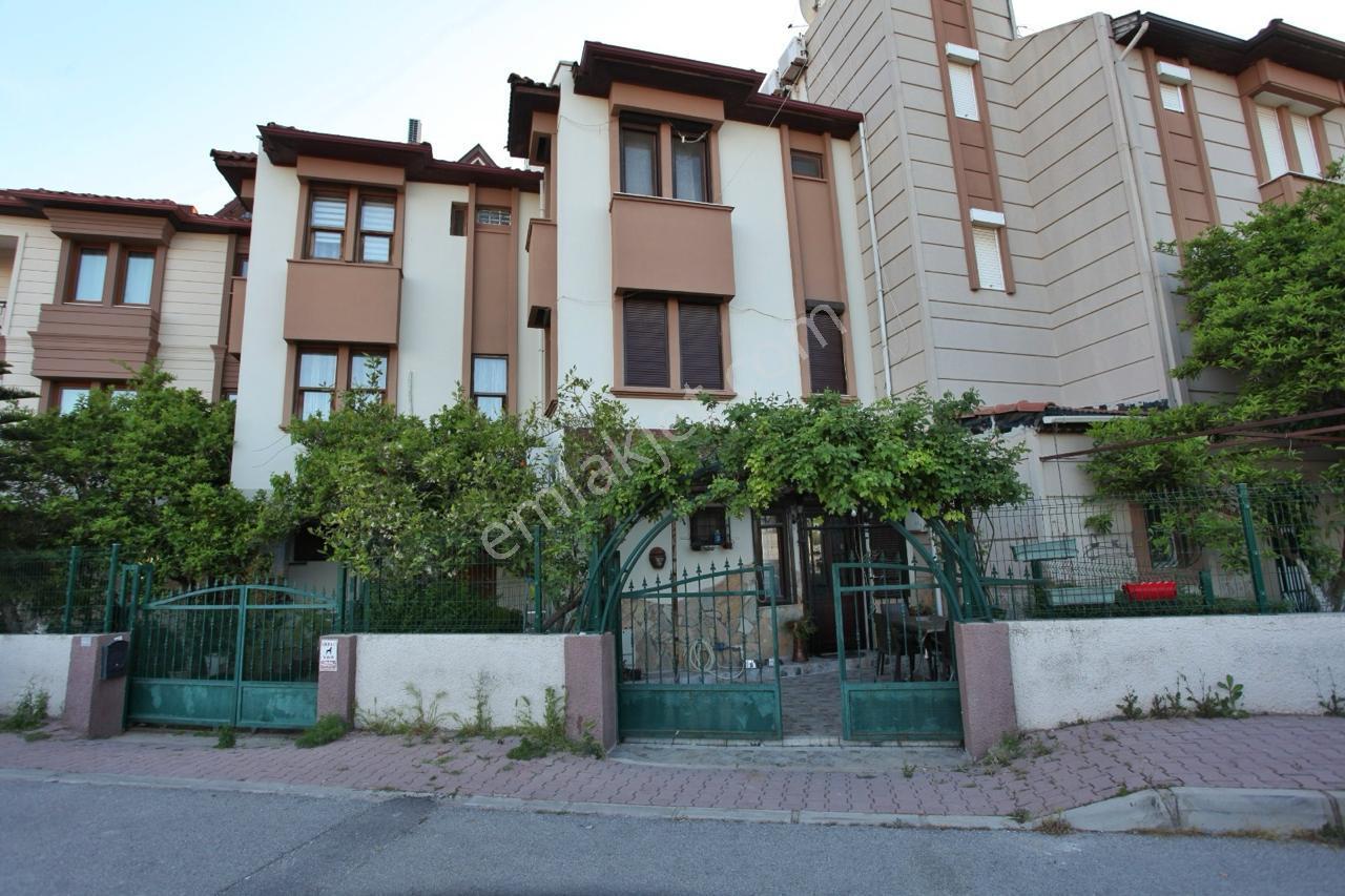 Önder Sağlam Dan Lara Güzeloba Da Satılık 5+2 Villa - Görsel 33