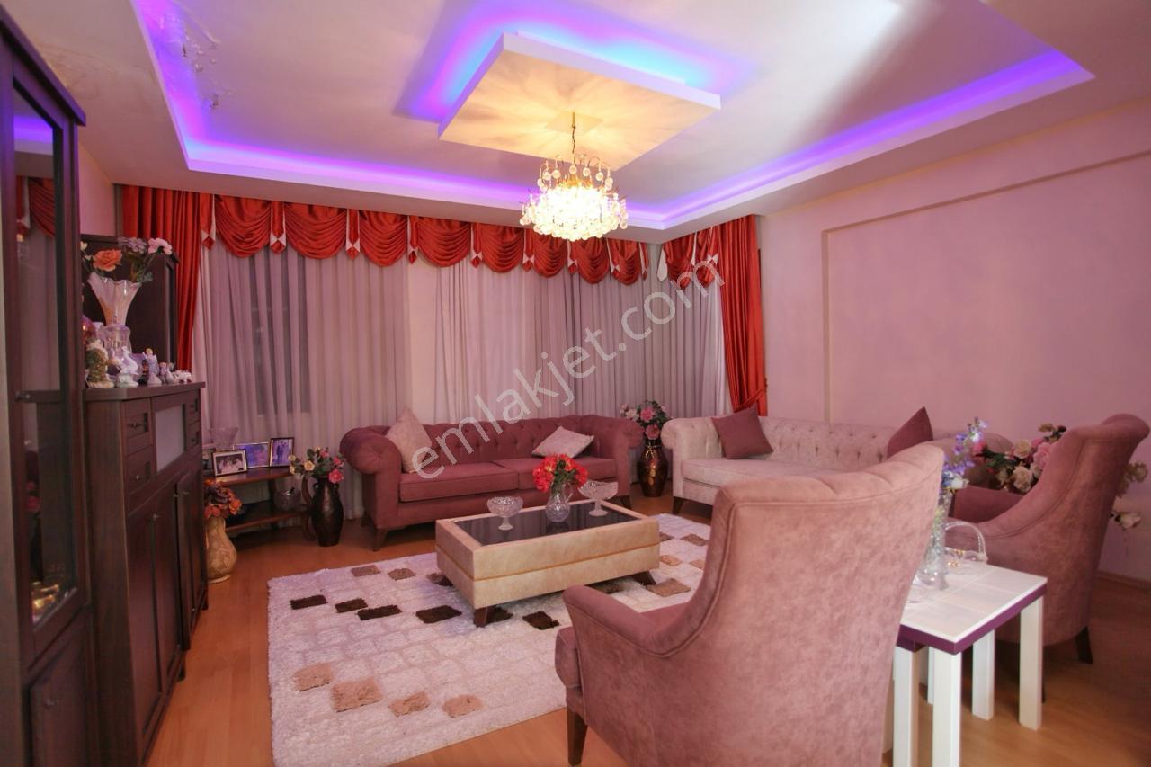 Önder Sağlam Dan Lara Güzeloba Da Satılık 5+2 Villa - Görsel 18