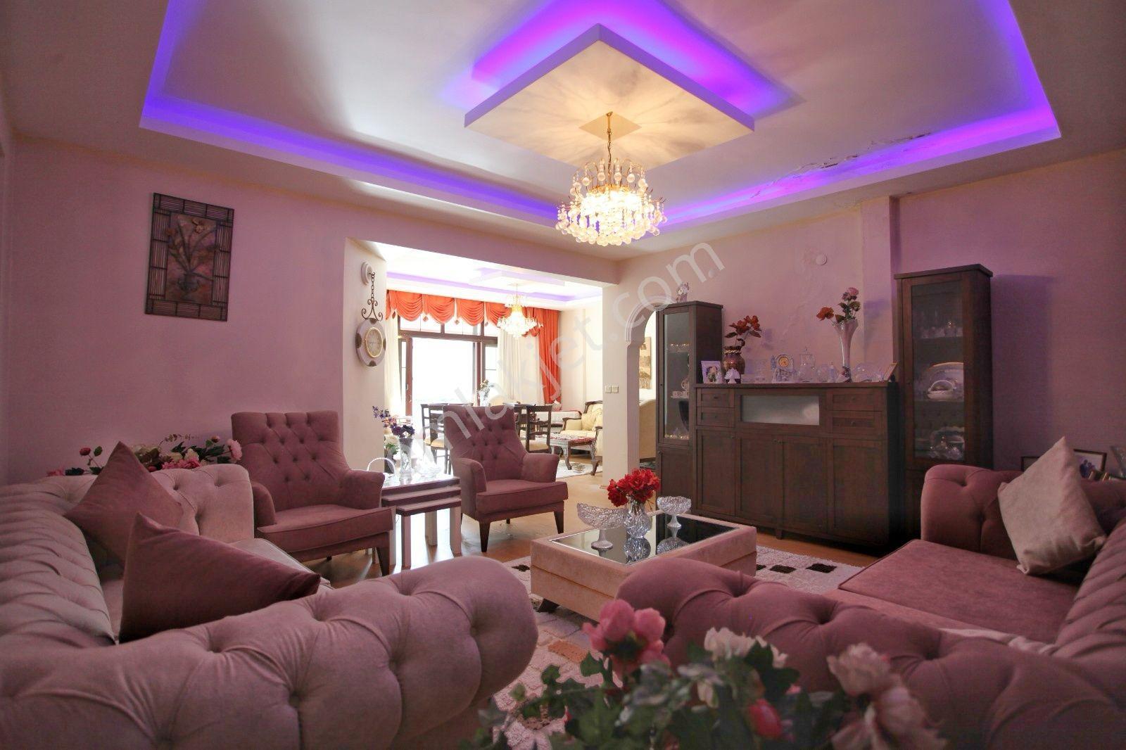 Önder Sağlam Dan Lara Güzeloba Da Satılık 5+2 Villa - Görsel 17