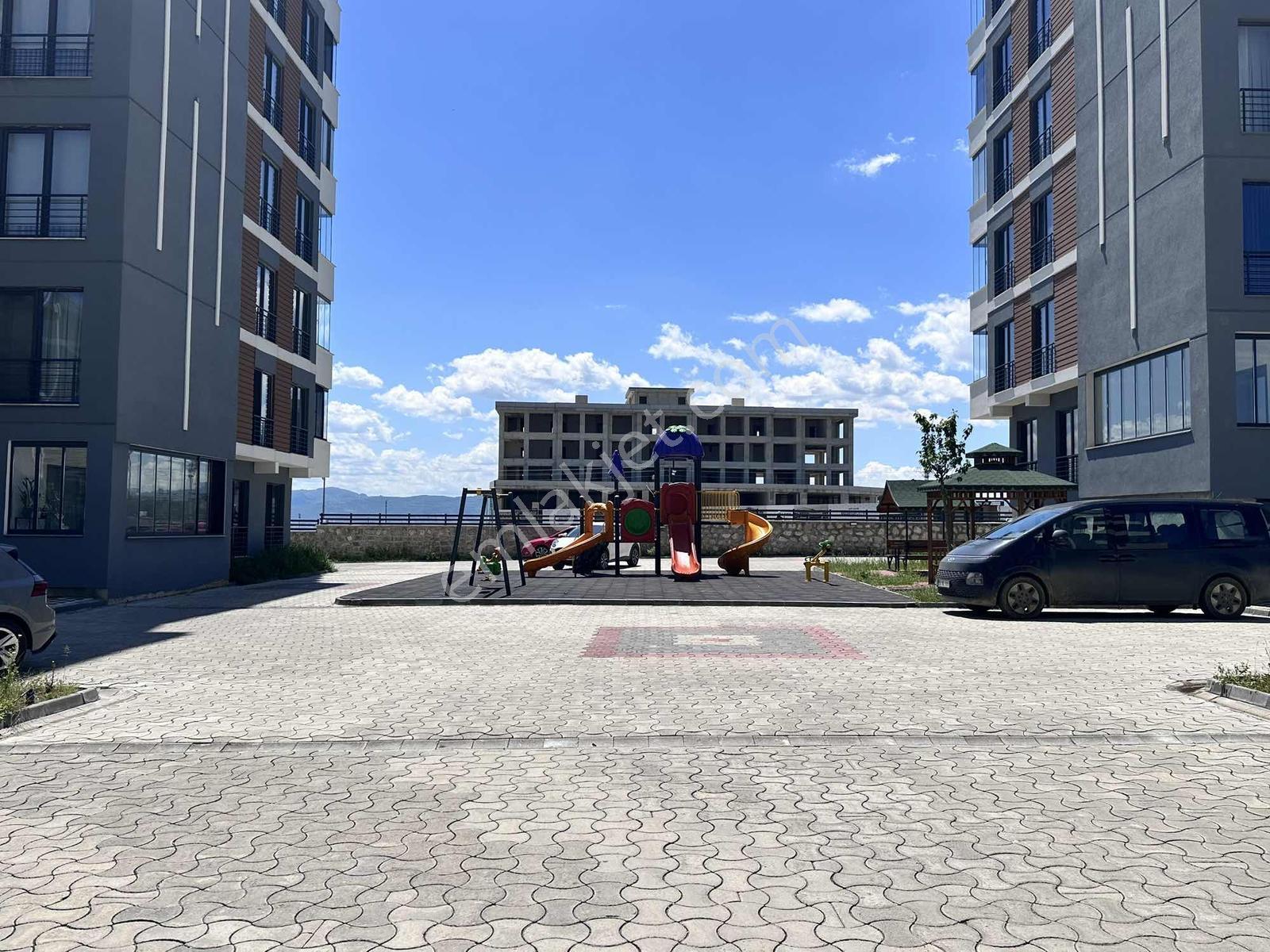 Remax Murat Atakum Geniş Ferah 1.sınıf İşçilikli 4+1 Site Daires - Görsel 27