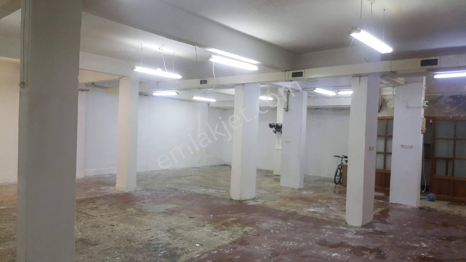 Güngören Haznedar Mah 220m2 Kiracılı Satılık Bodrum Dükkan - Görsel 15