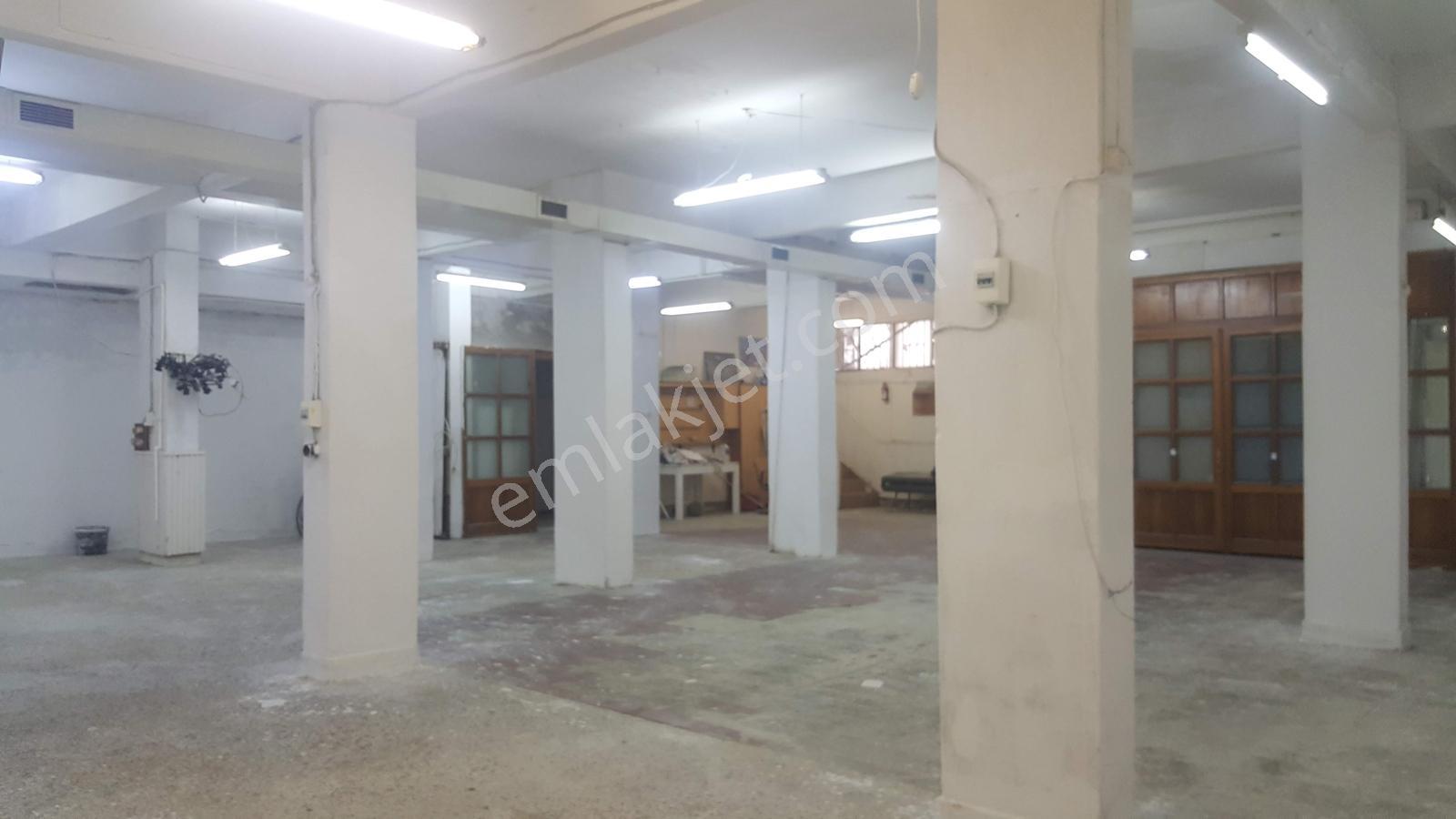 Güngören Haznedar Mah 220m2 Kiracılı Satılık Bodrum Dükkan - Görsel 6