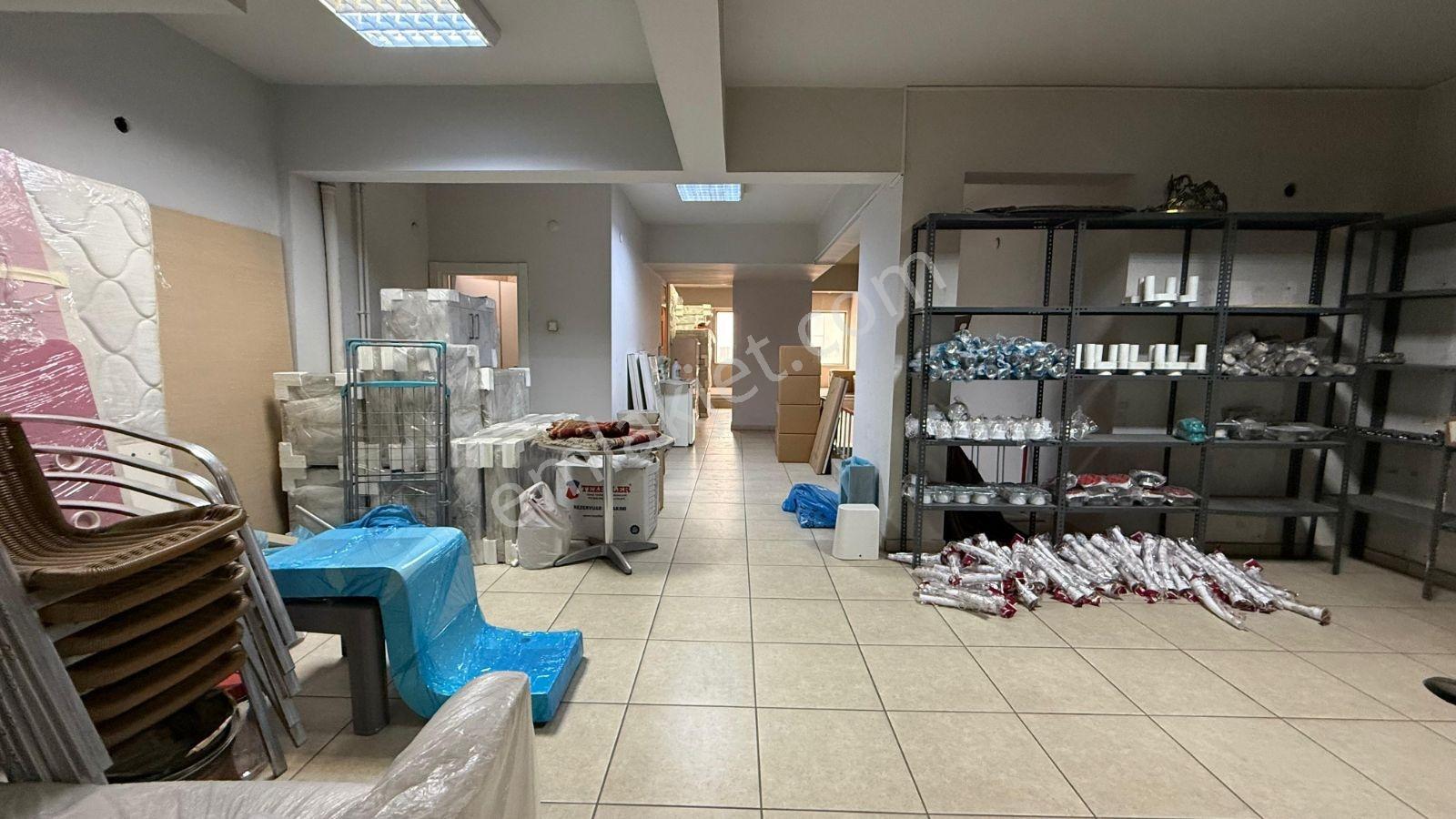 İşlek Cadde Üzeri Her Türlü İş Koluna Müsait Kiralık Dükkan - Görsel 34
