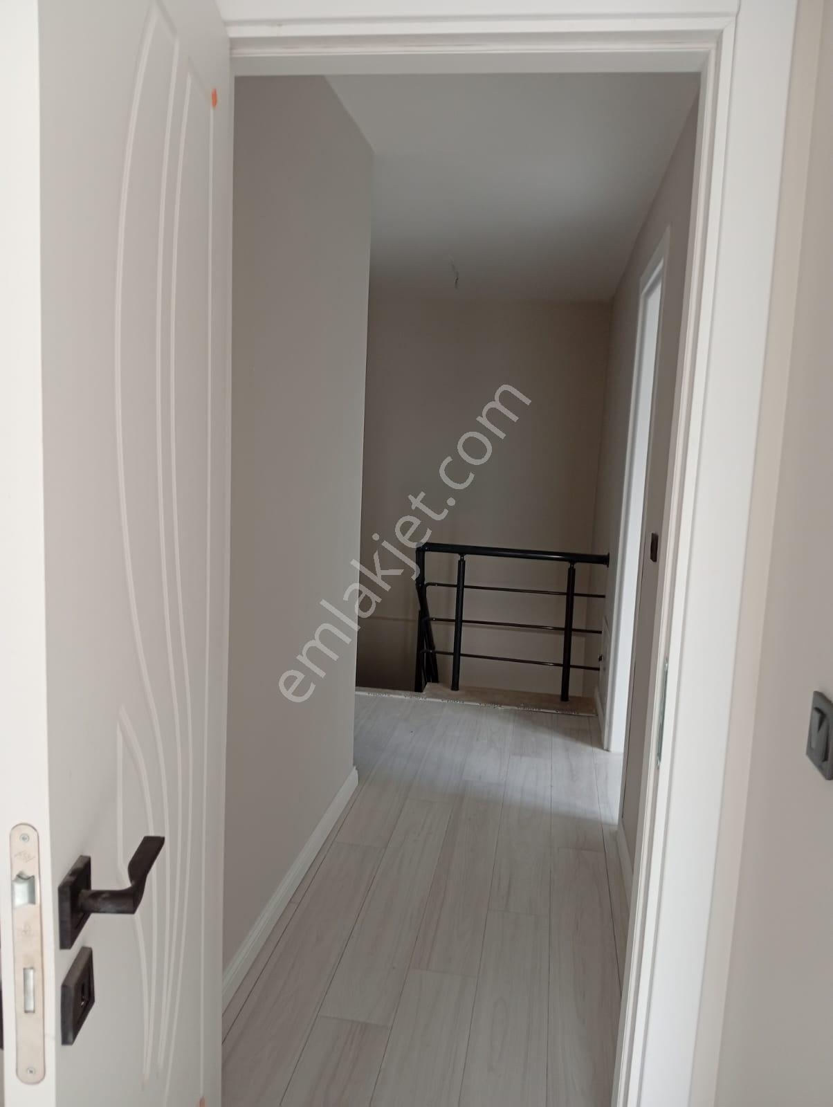 Asker Emlak'tan Yunuseli Mah Satılık 2+1 130m2 Dublex - Görsel 14