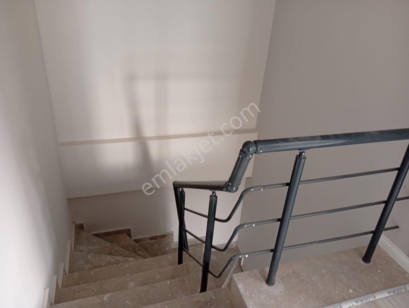 Asker Emlak'tan Yunuseli Mah Satılık 2+1 130m2 Dublex - Görsel 18