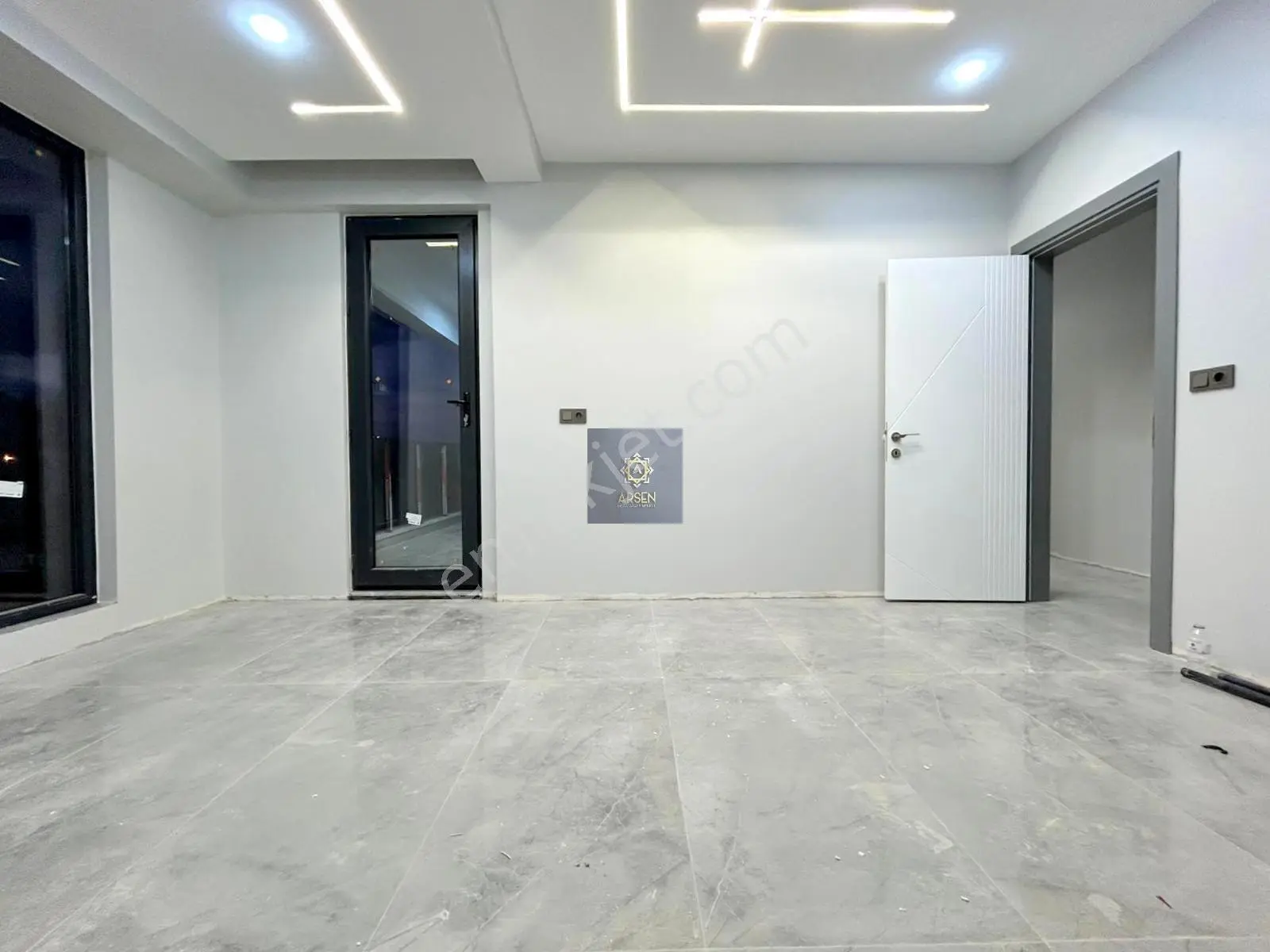 Arsenden Kaymakamlığa Yakın E. Banyolu 2+1 Son Satılık Daire !!! - Görsel 31