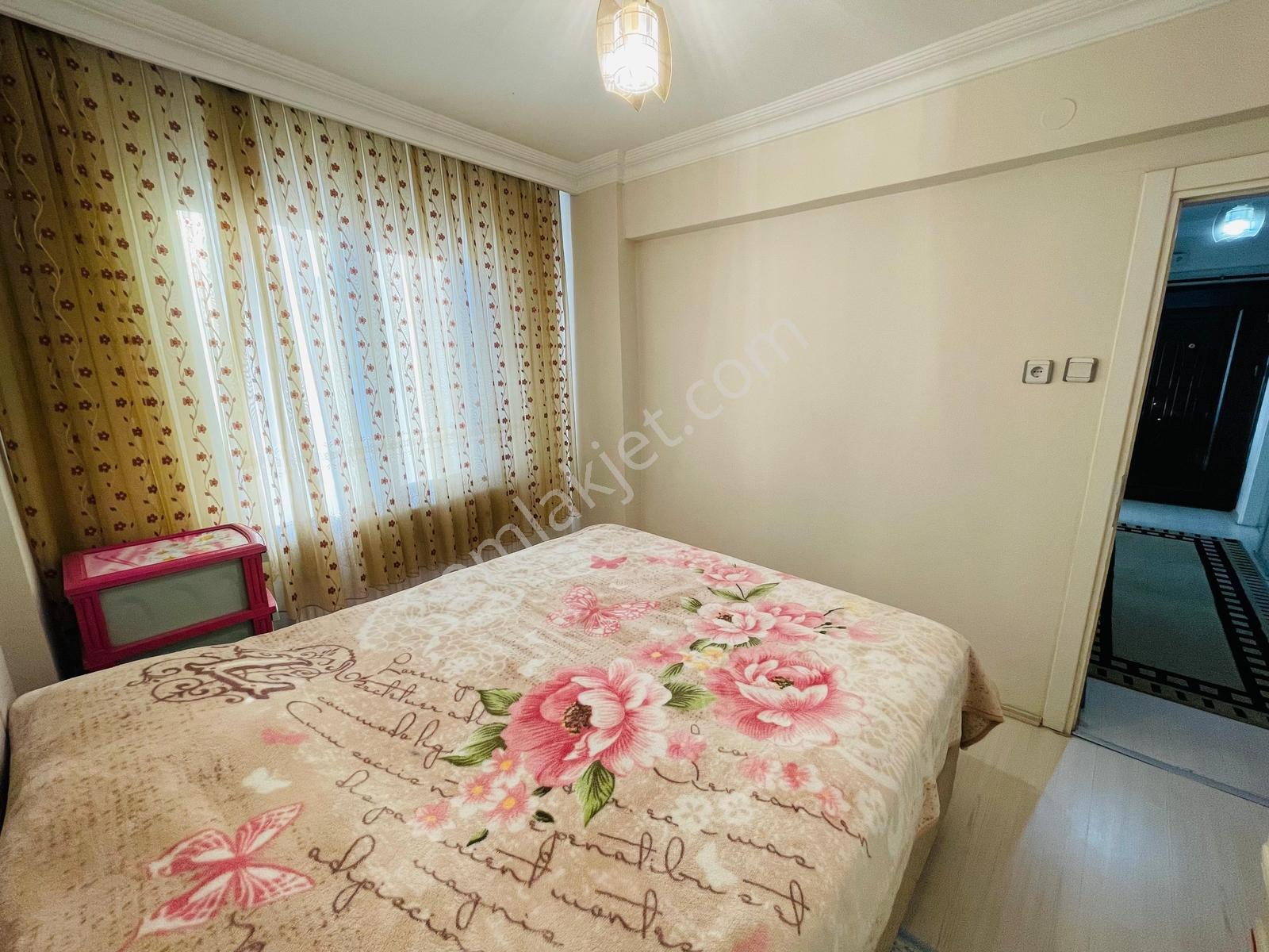 Özkandan Eski Pazar Cadde Mevkii Satılık Bakımlı 95m² 2+1 Daire - Görsel 25