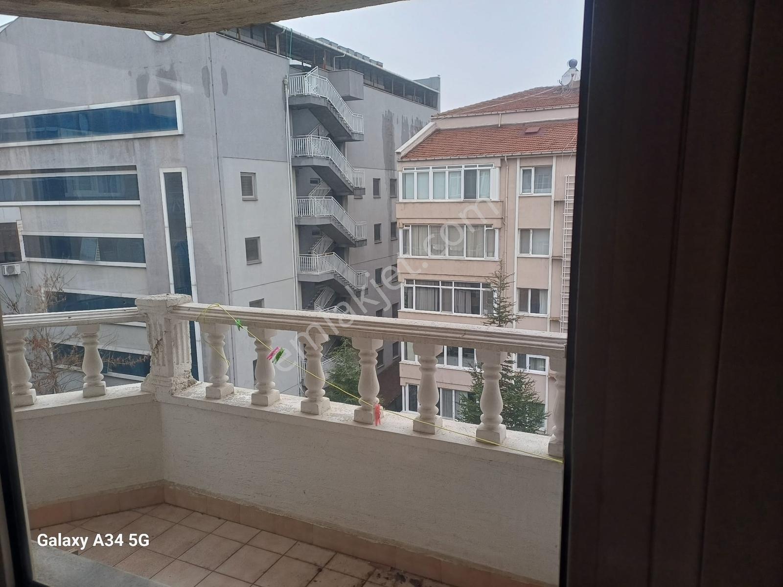 Edirne Kocasinan Mahalesinde Geniş Kiralık 3+1 - Görsel 10