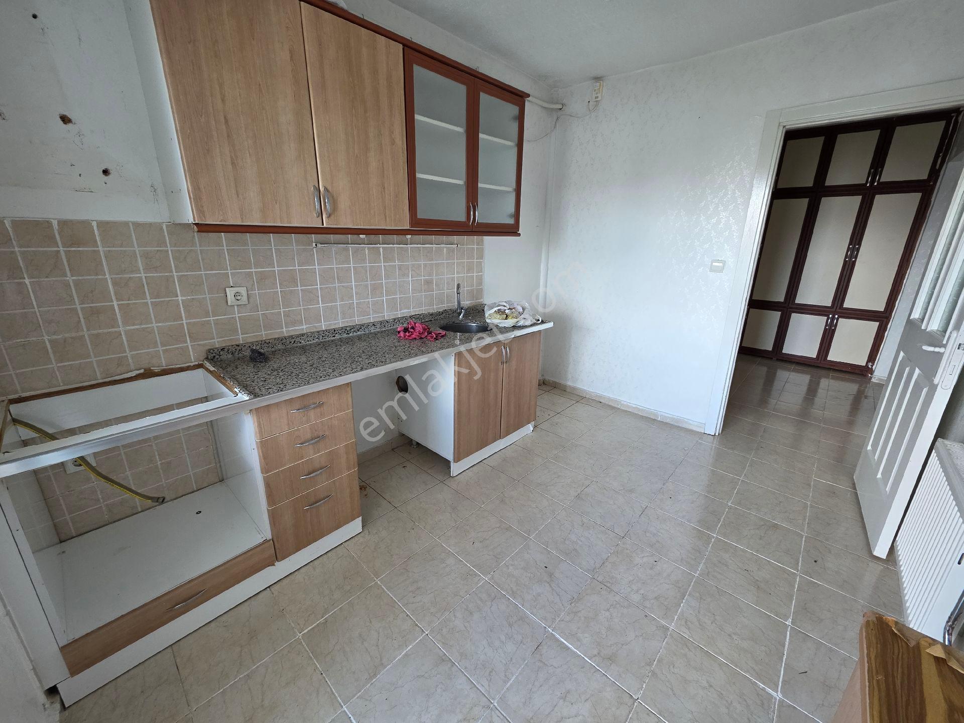 Karataş-2 Şahintepe 3+1 Tramvaya Yakın Arakat Geniş Kiralık - Görsel 13