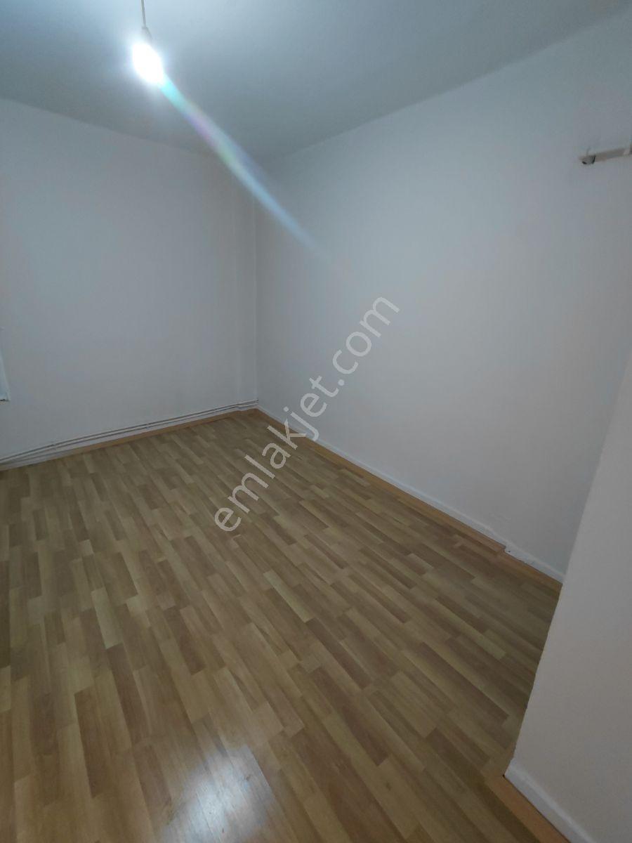 Kaymen Emlak Kiralık Kırmızı Toprak Ercan Sk. 2+1 80 M2 4. Kat - Görsel 20