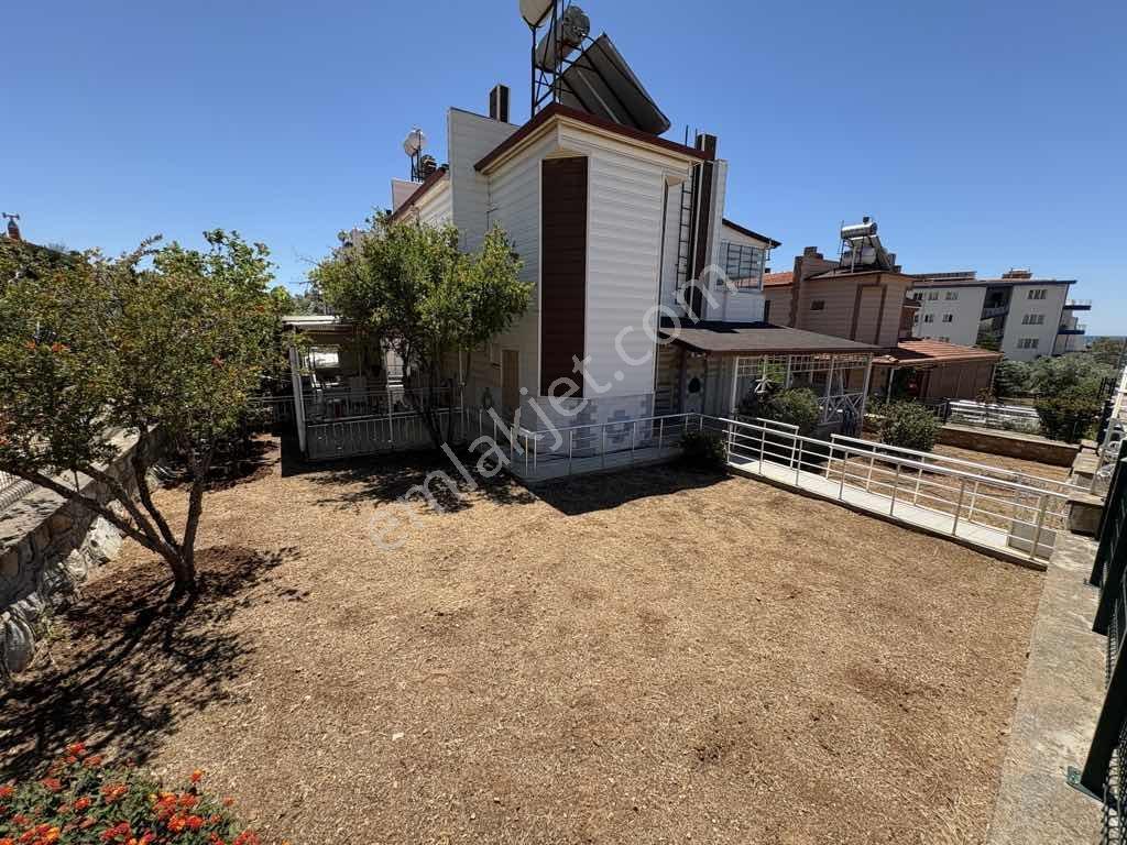 Didim Akbükte Denize 150 Metre De Kiralık Bahçeli Villa - Görsel 2
