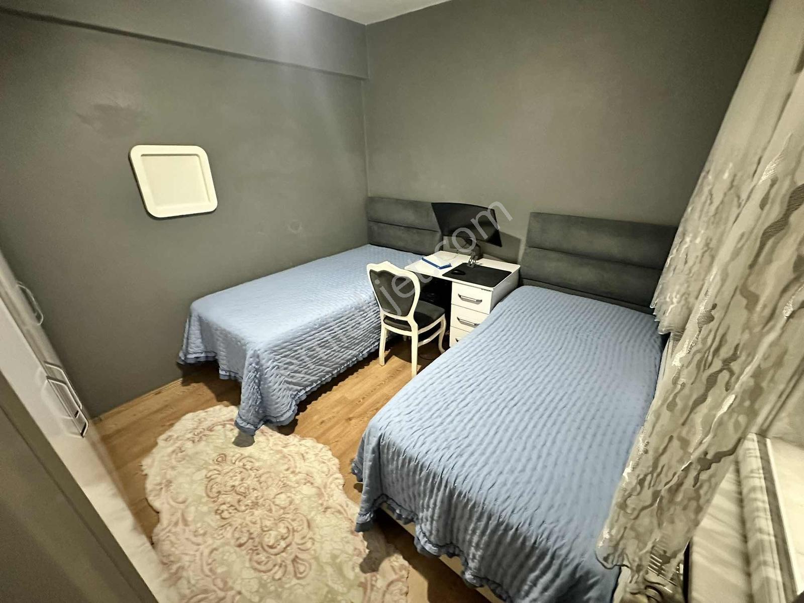 Karadeniz Emlak'tan 100.yıl Bulvarına Cephe Manzaralı Kiralık2+1 - Görsel 17