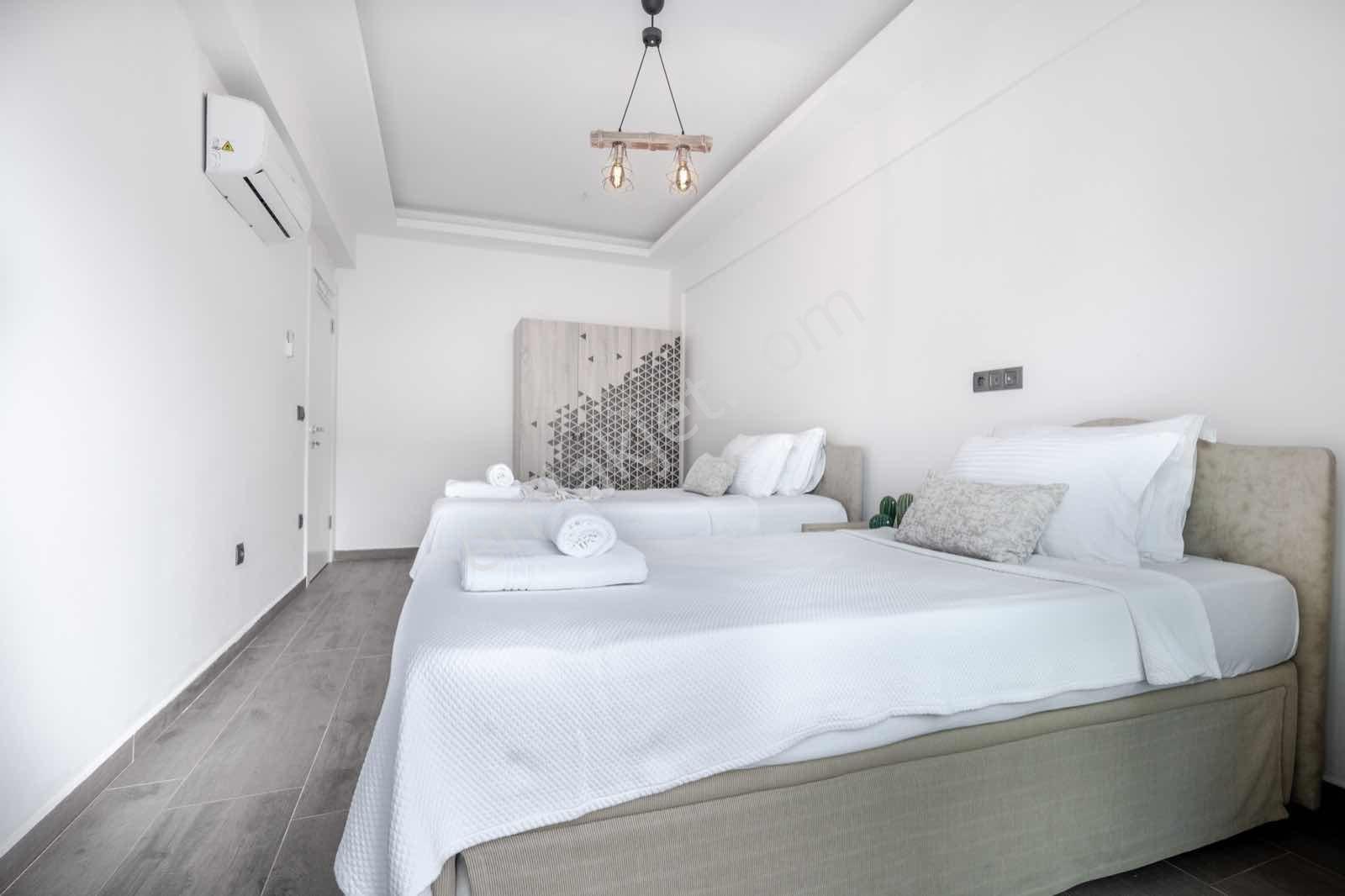 Kaş Çukurbağ Yarımadası'nda Deniz Manzaralı Satılık Villa - Görsel 6