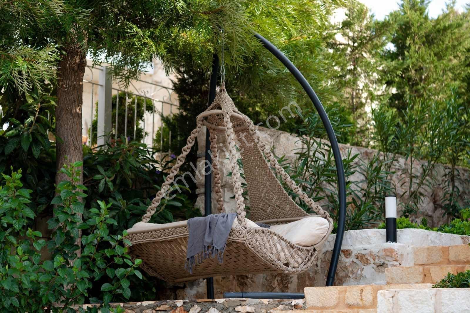 Kaş Çukurbağ Yarımadası'nda Deniz Manzaralı Satılık Villa - Görsel 4