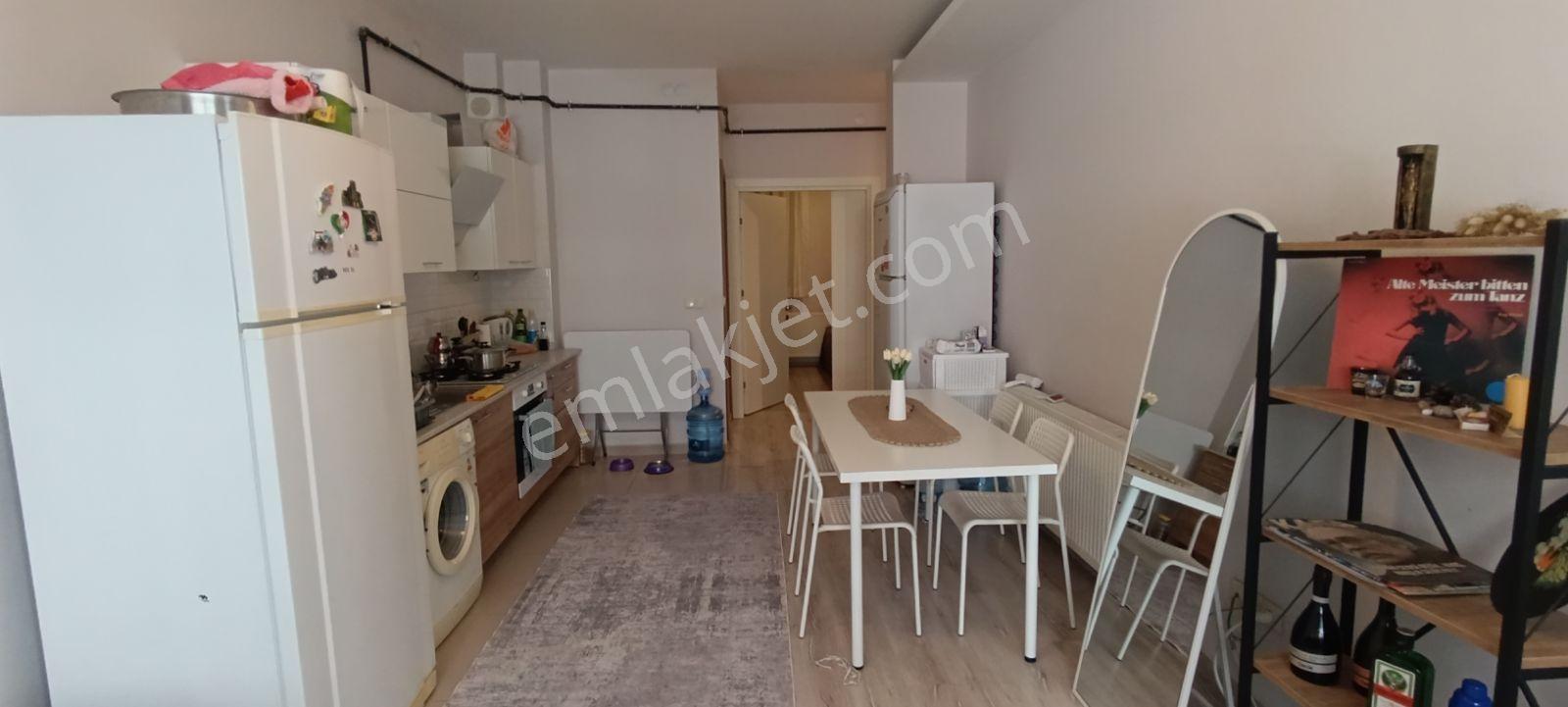 İzmir Bornova Erzenede Full Eşyalı 2+1 Kiralık Daire - Görsel 22