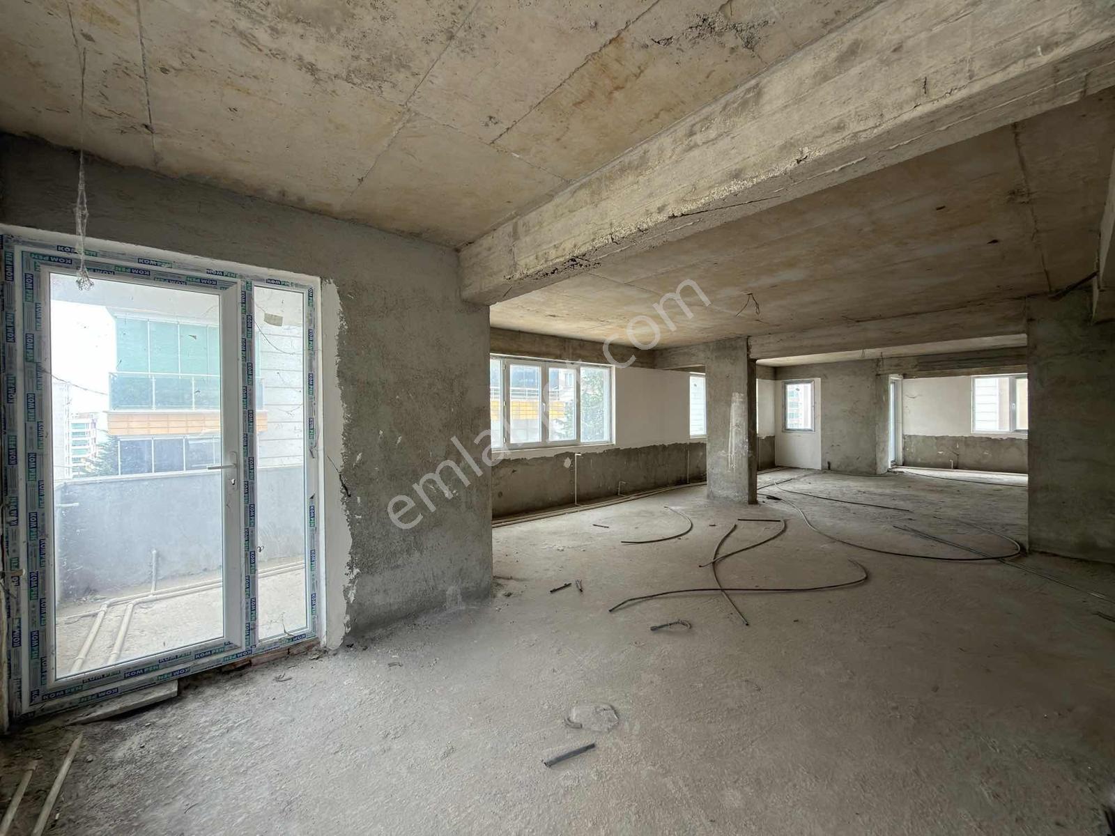 Caddeye Cephe / Köşe / Kurumsal Marketlere Uygun / Remax Gökhan - Görsel 3
