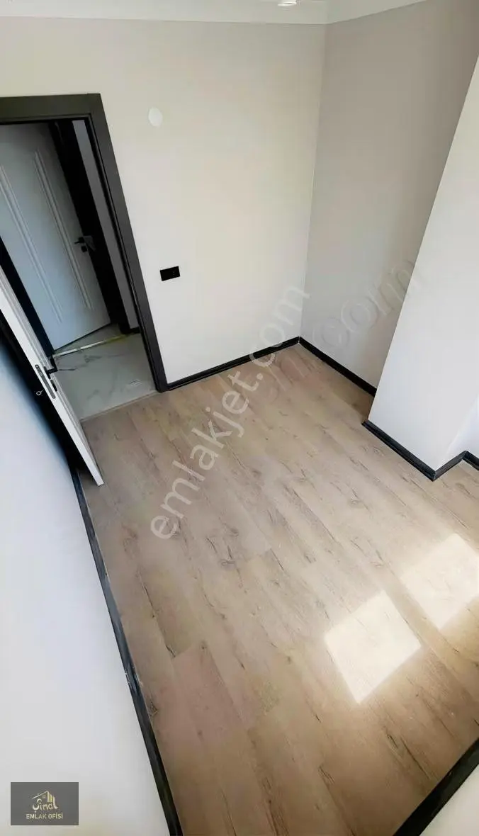 3+1 Geniş Ferah Sıfır Kullanılmamış Çağdaşkentte Kiralık Daire - Görsel 5