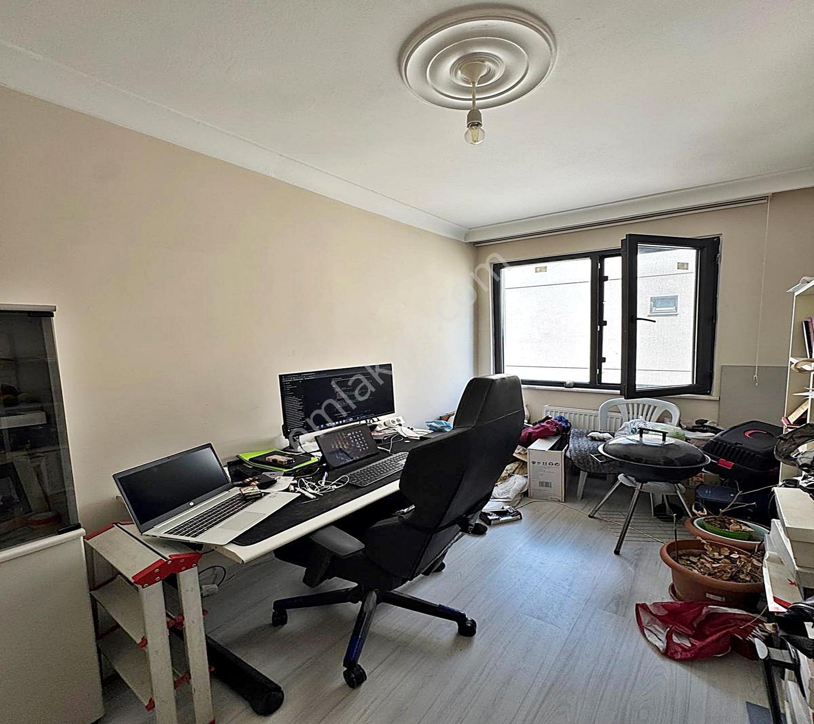 Eminevime, Birevime Uygun Merkezi 2+1 İskanlı Satılık Daire - Görsel 24
