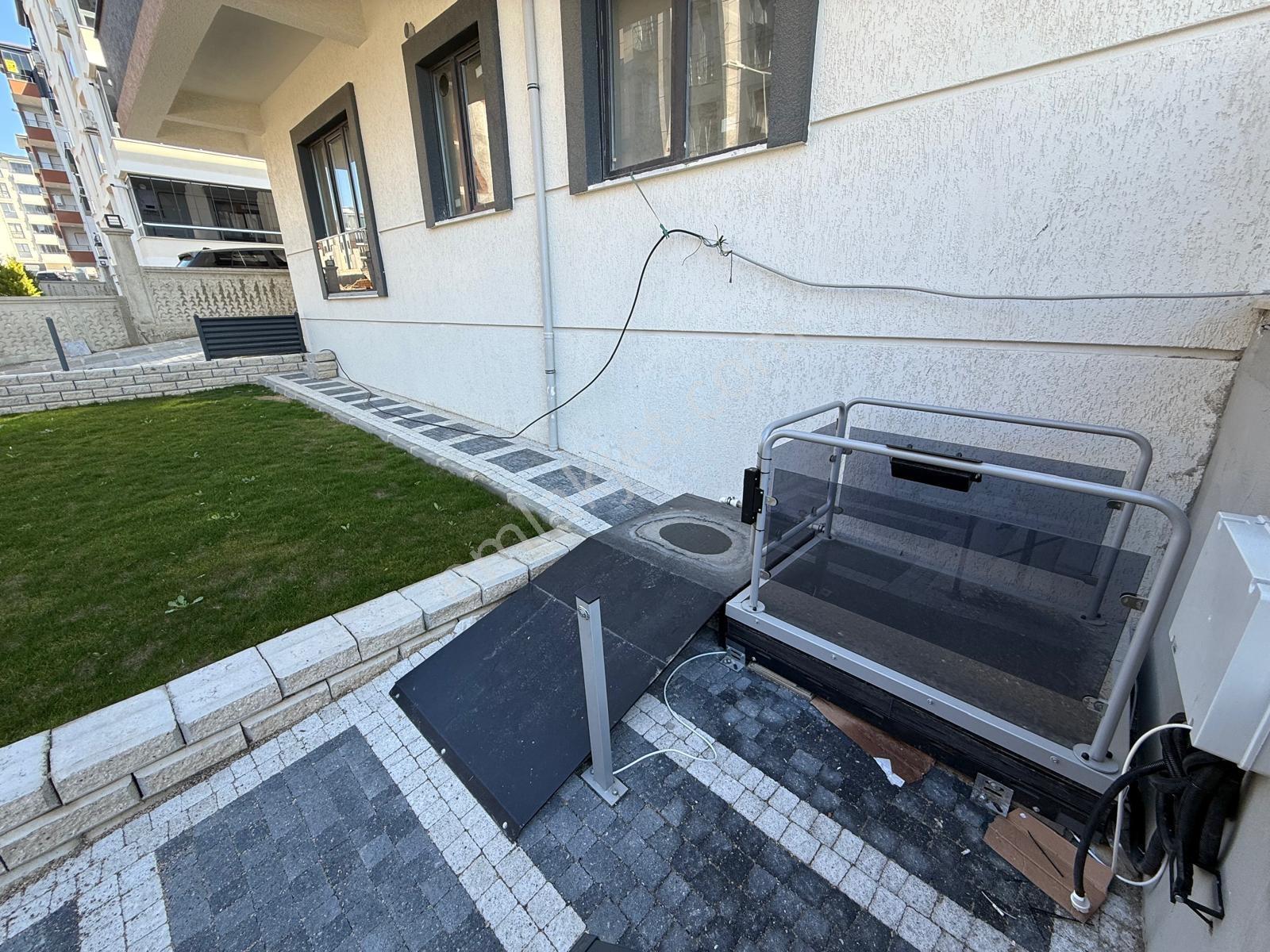 Atatürk Mh Tek Blok Site İçi Çift Balkonlu Sıfır 1+1 Daire - Görsel 8