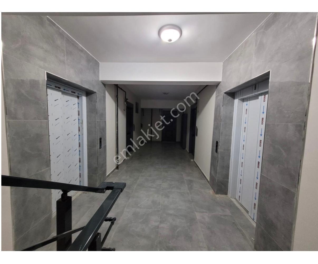 Deniz Manzaralı 3.kat Eşyalı İskanlı Lüx 1+1 Satılık Daire - Görsel 12
