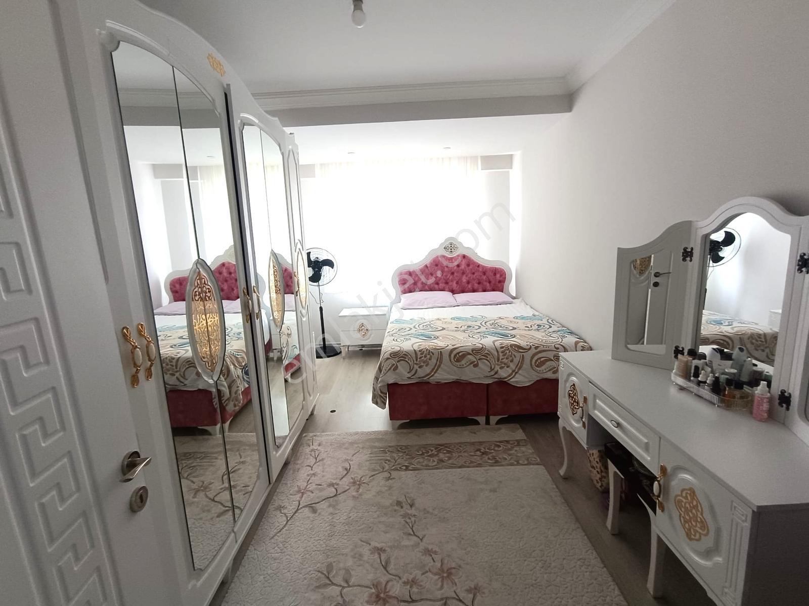 Çobançeşme Abdullah Öğücü Okulu Yakınında 110m2/2+1 İskanl Daire - Görsel 3
