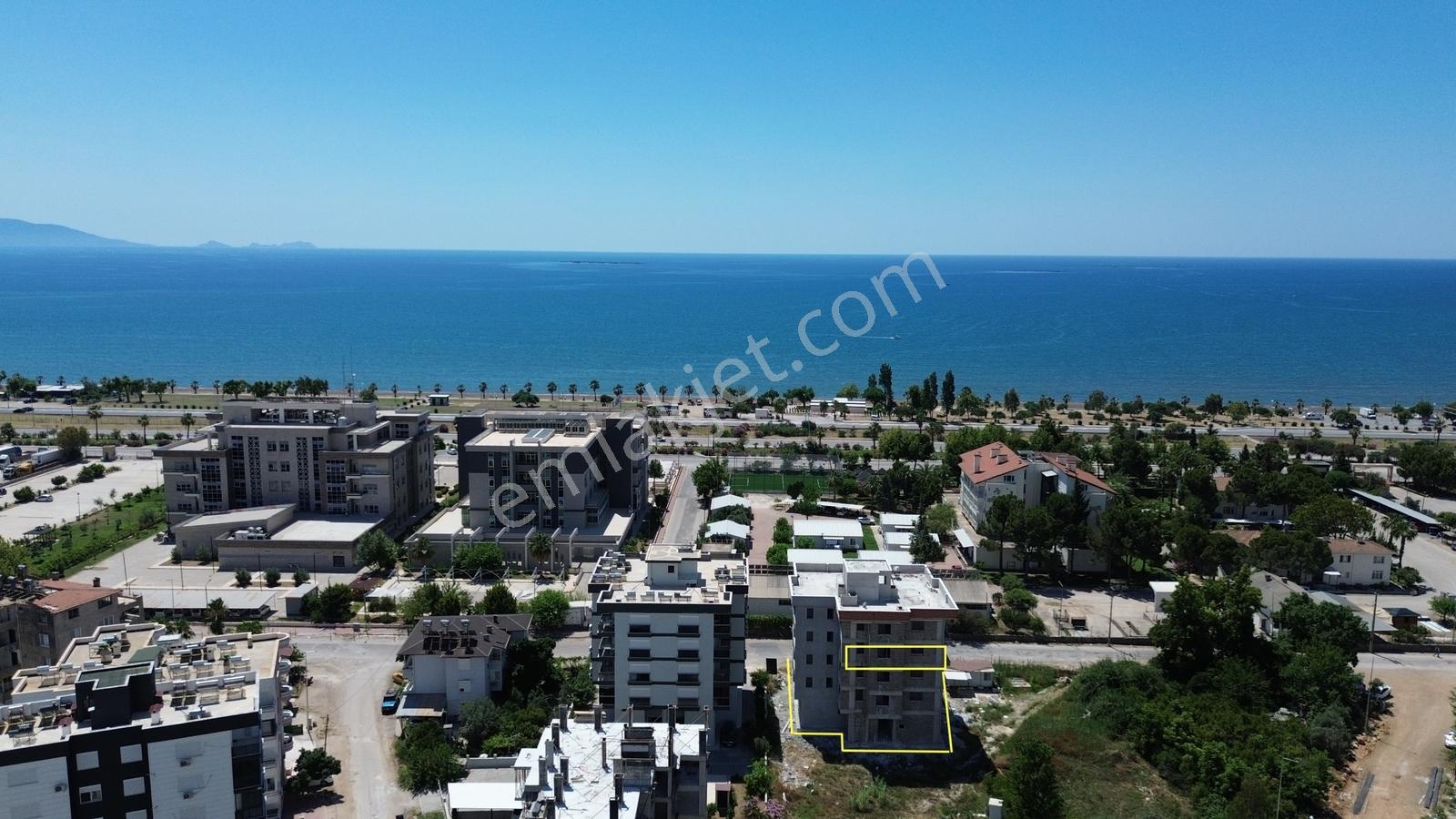 Ertuğrul'dan Adliye Arkasında Amerikan Mutfak 2+1 Satılık Daire