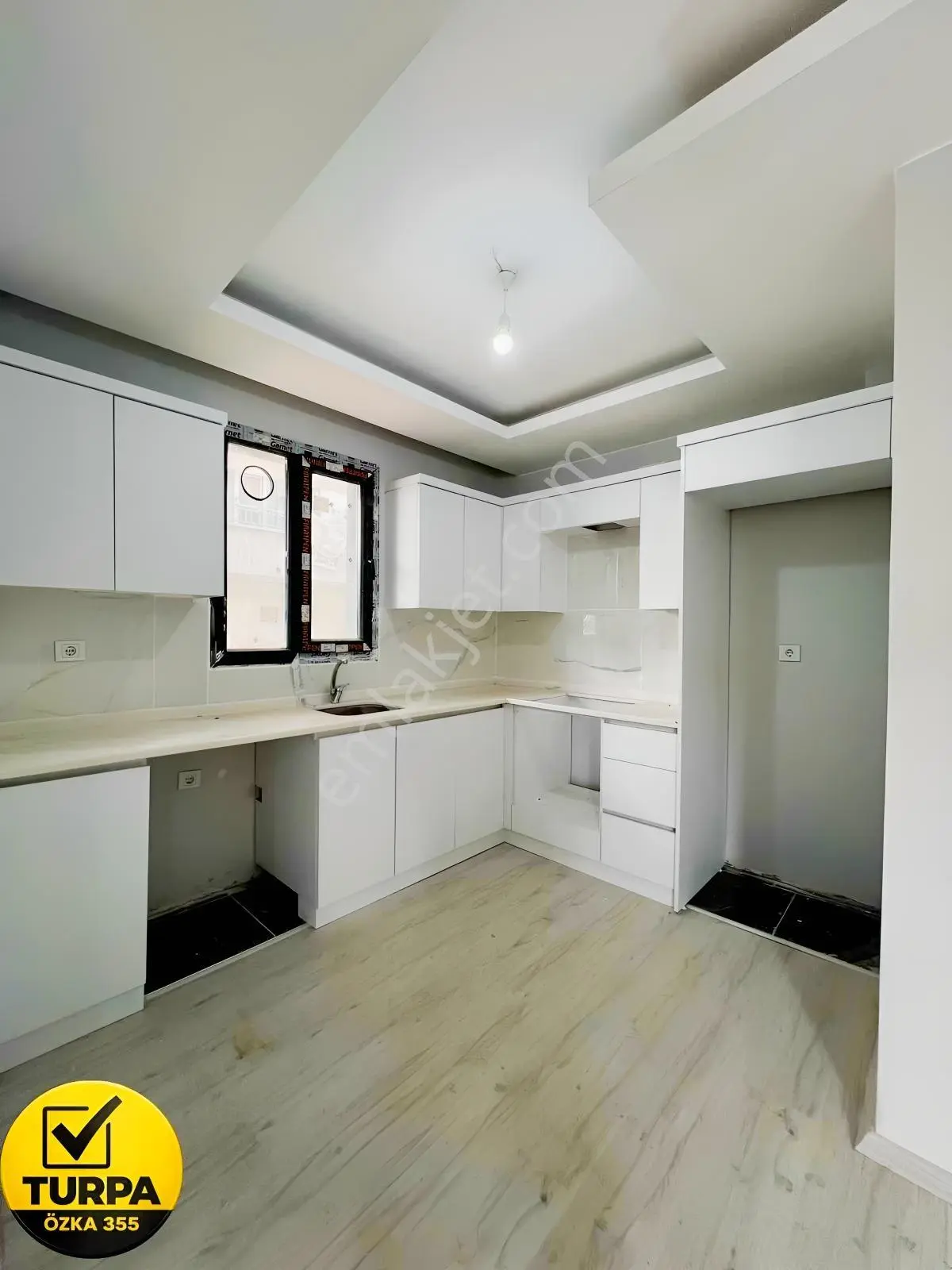 Turpa Özka 355 Den Merkezi Lüks Kiralık 2+1 Daire - Görsel 4