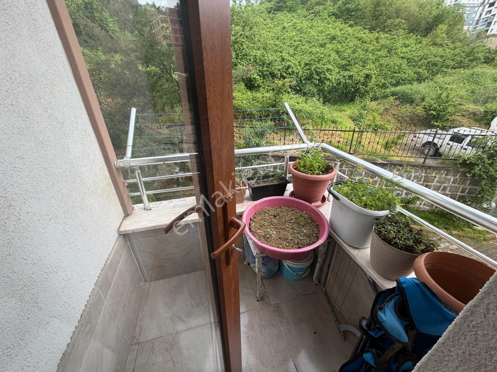 Karşıyaka Da Kiralık Doğalgazlı Daire (eşyasızdır) - Görsel 12