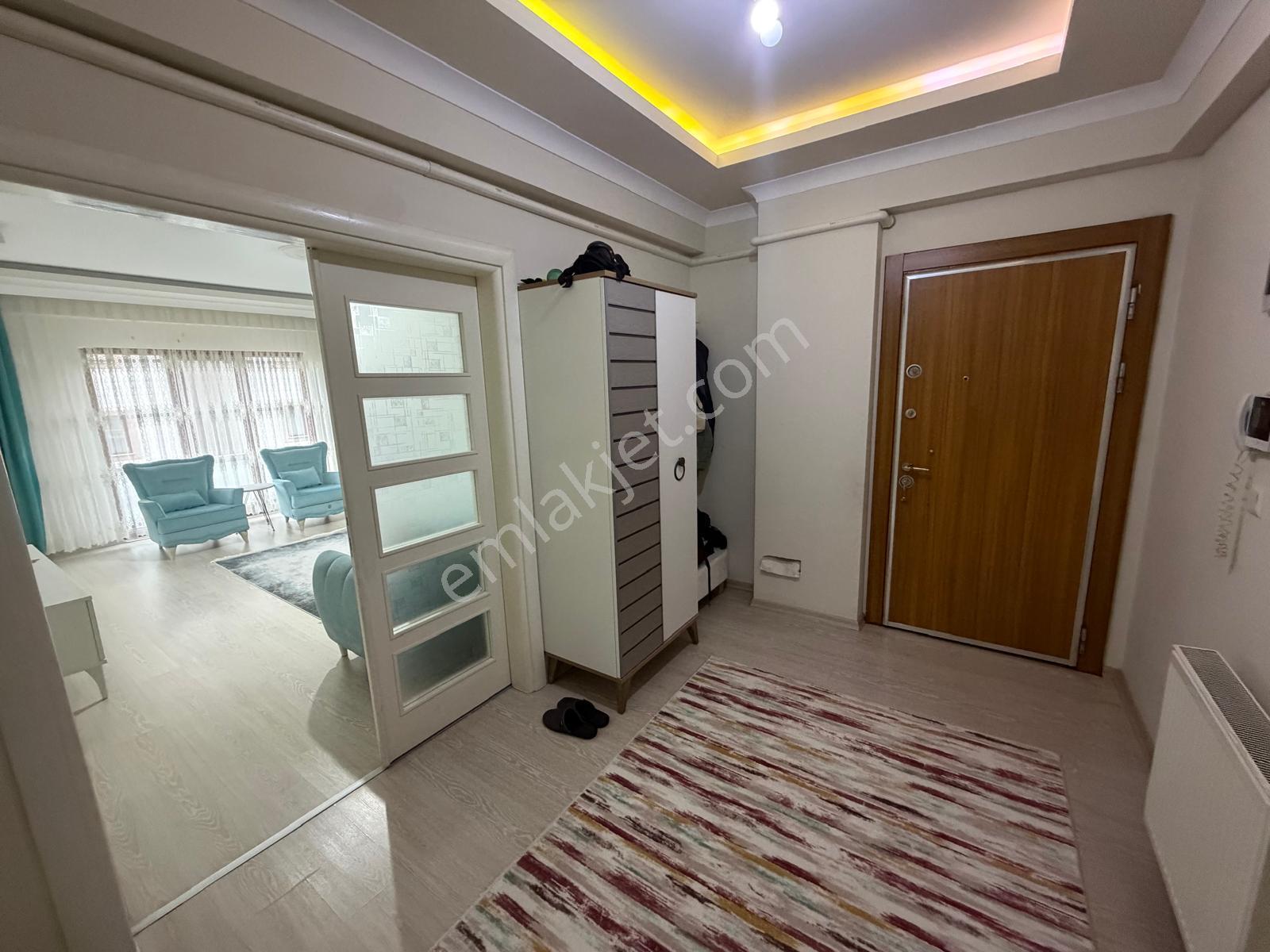 Karşıyaka Da Kiralık Doğalgazlı Daire (eşyasızdır) - Görsel 6