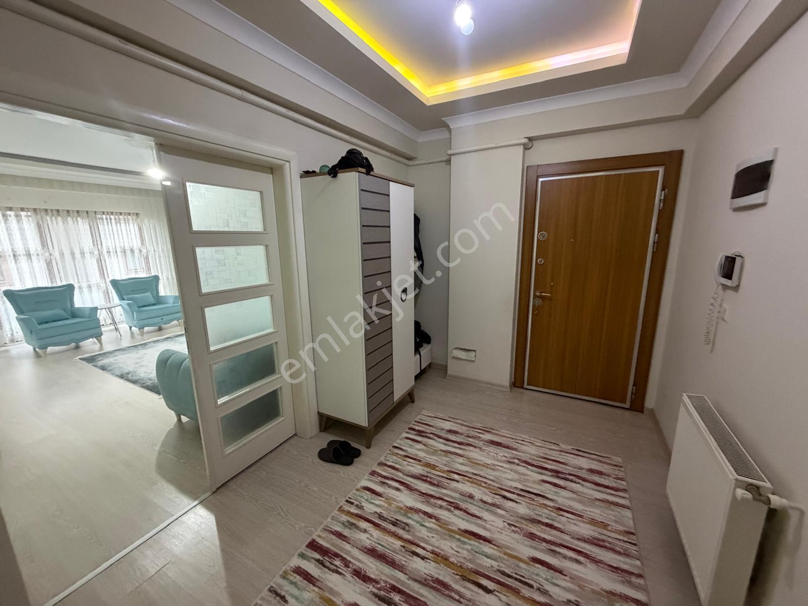 Karşıyaka Da Kiralık Doğalgazlı Daire (eşyasızdır) - Görsel 5