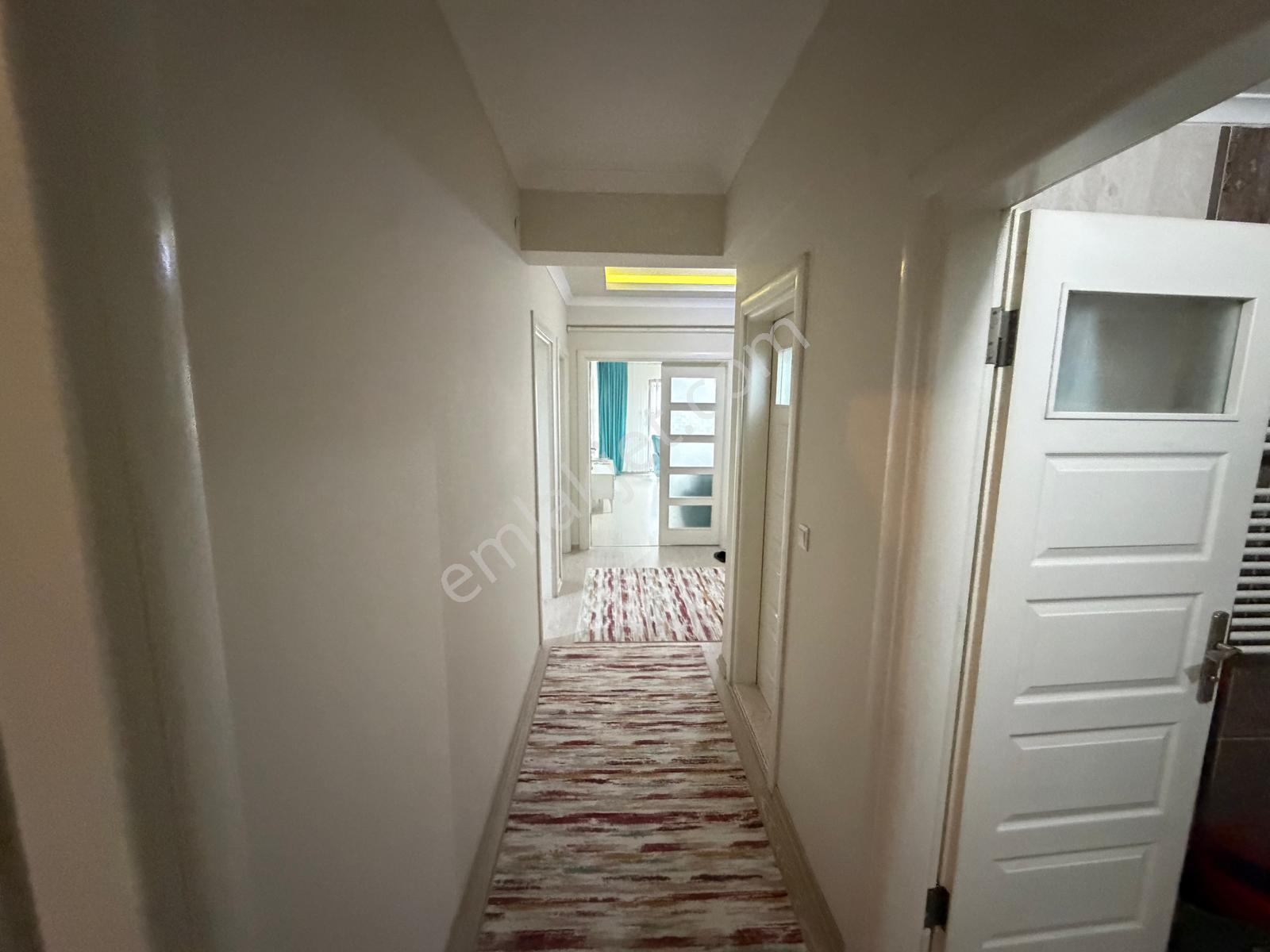 Karşıyaka Da Kiralık Doğalgazlı Daire (eşyasızdır) - Görsel 22