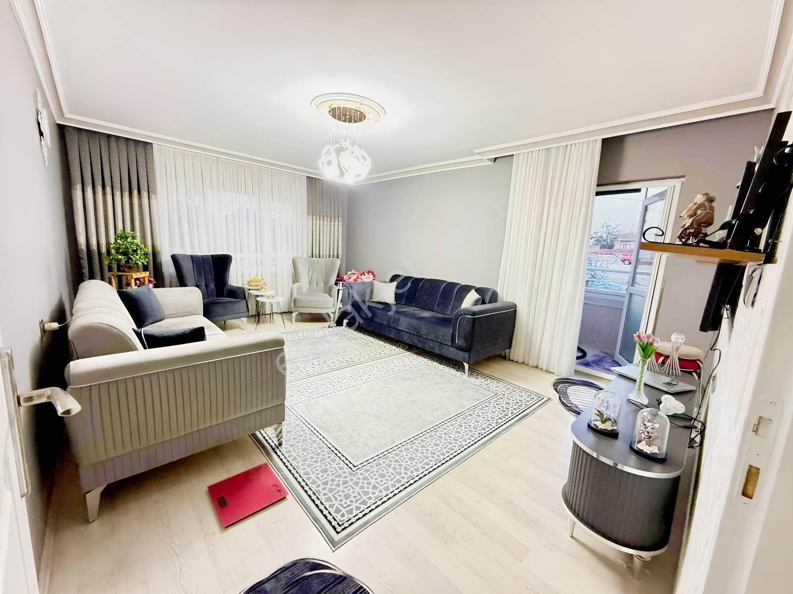 Avantajdan Yeşilbayırda Okul-cadde Yakını Arakat Yapılı 3+1daire - Görsel 2