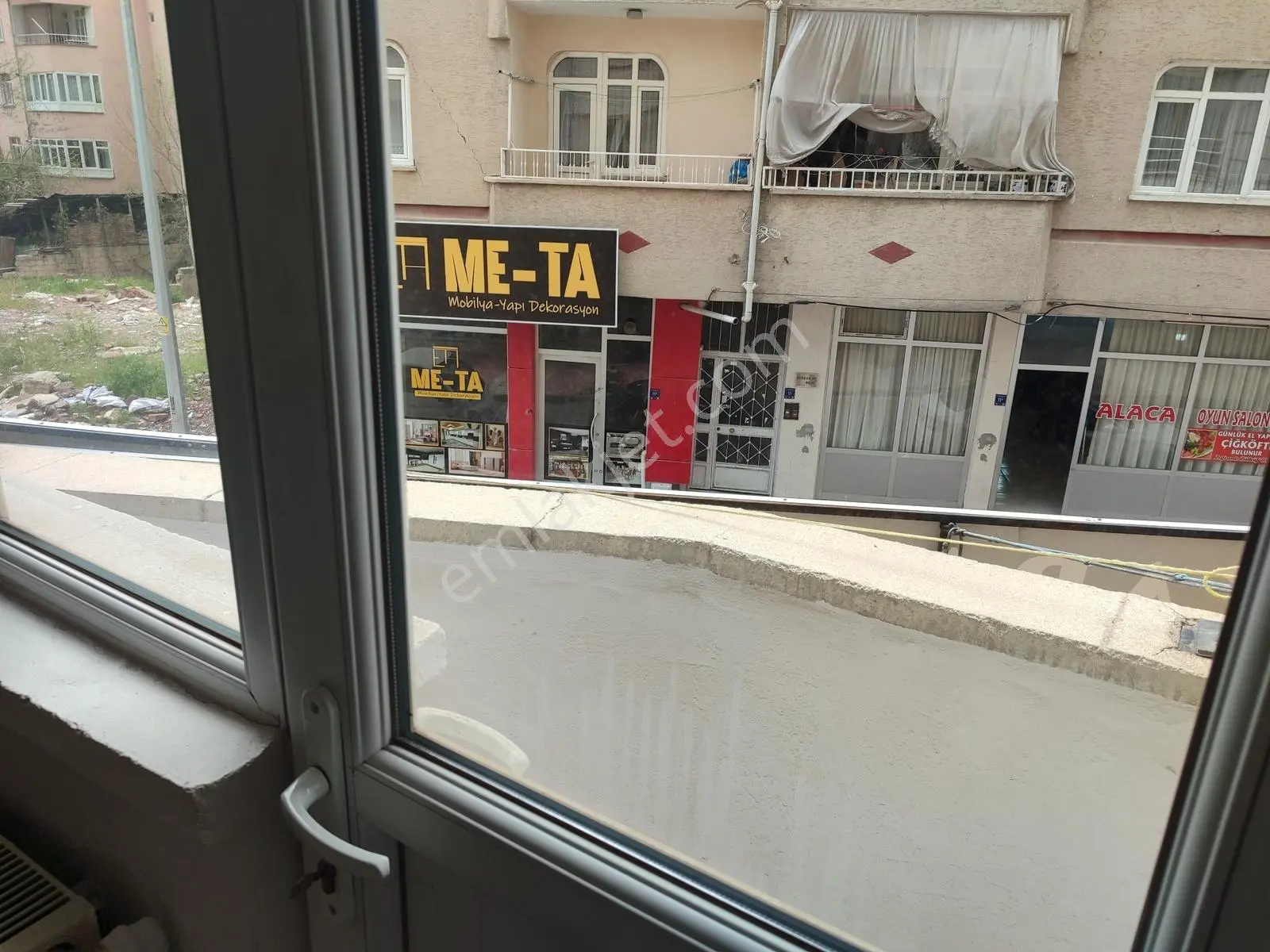 Yeni Mah. Tevfikiye Camiüstü Satılık 3+1 Dükan Üstü Yapılı Daire - Görsel 25