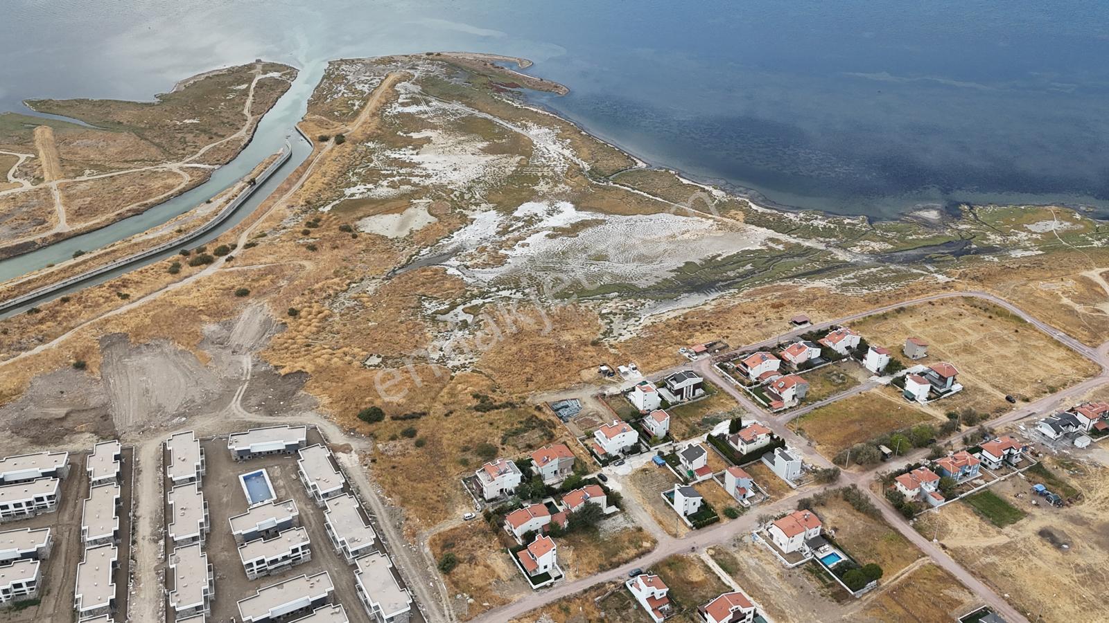C21 Loca'dan Deniz Manzaralı Villa İmarlı Satılık Arsa - Görsel 15