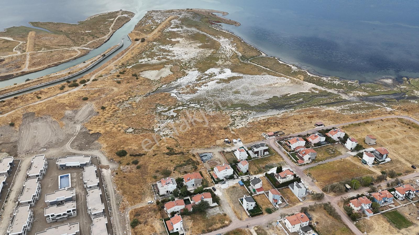 C21 Loca'dan Deniz Manzaralı Villa İmarlı Satılık Arsa - Görsel 9