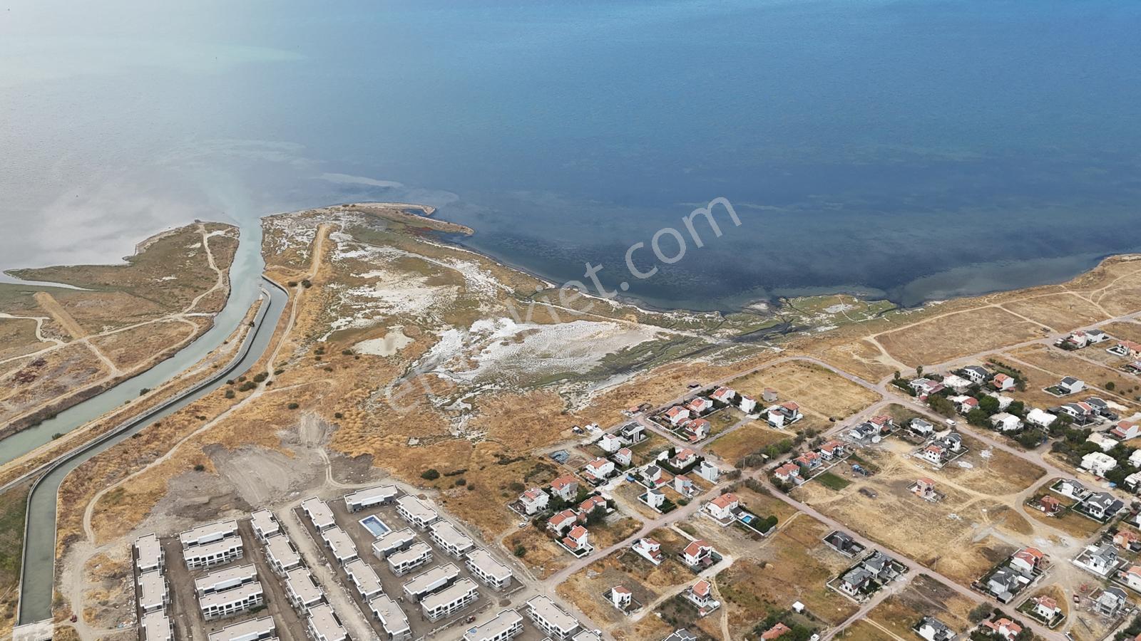 C21 Loca'dan Deniz Manzaralı Villa İmarlı Satılık Arsa - Görsel 4