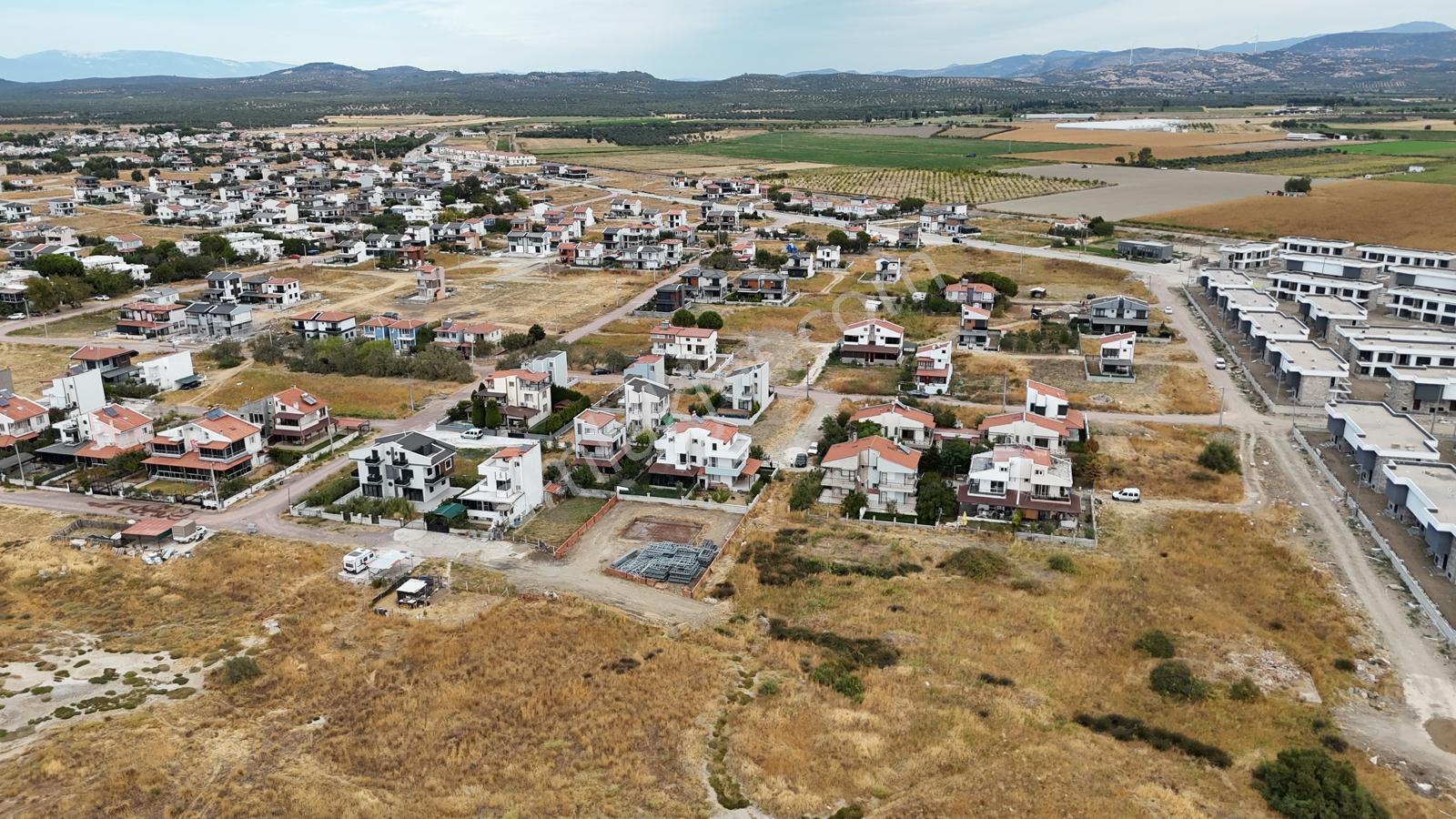 C21 Loca'dan Deniz Manzaralı Villa İmarlı Satılık Arsa - Görsel 3