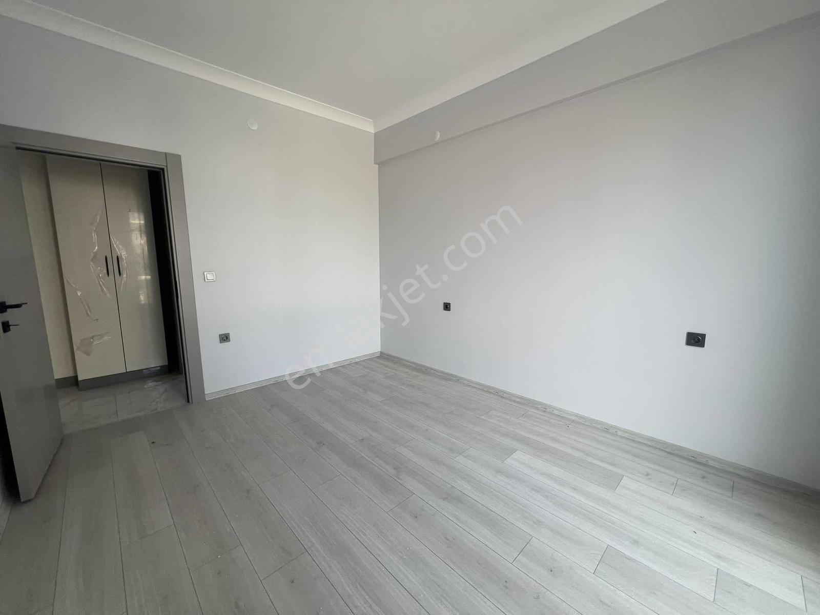 Alaçatı'dan/arakatta/yerden Isıtmalı/1 Ay'a Teslim/ 2+1 Daire - Görsel 22