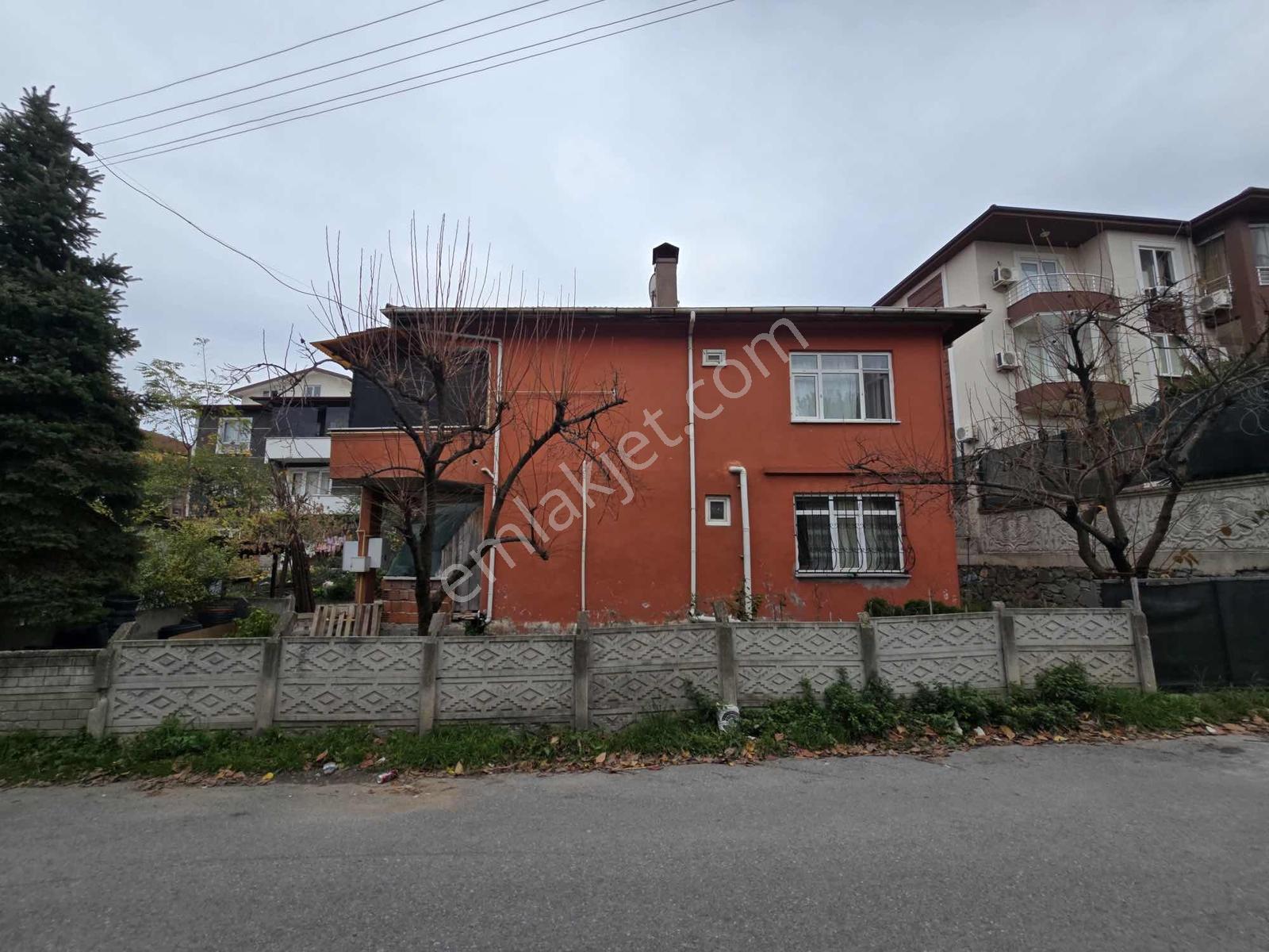 Sapanca Güldibi Mah. Satılık İki Katlı Müstakil Ev - Görsel 12