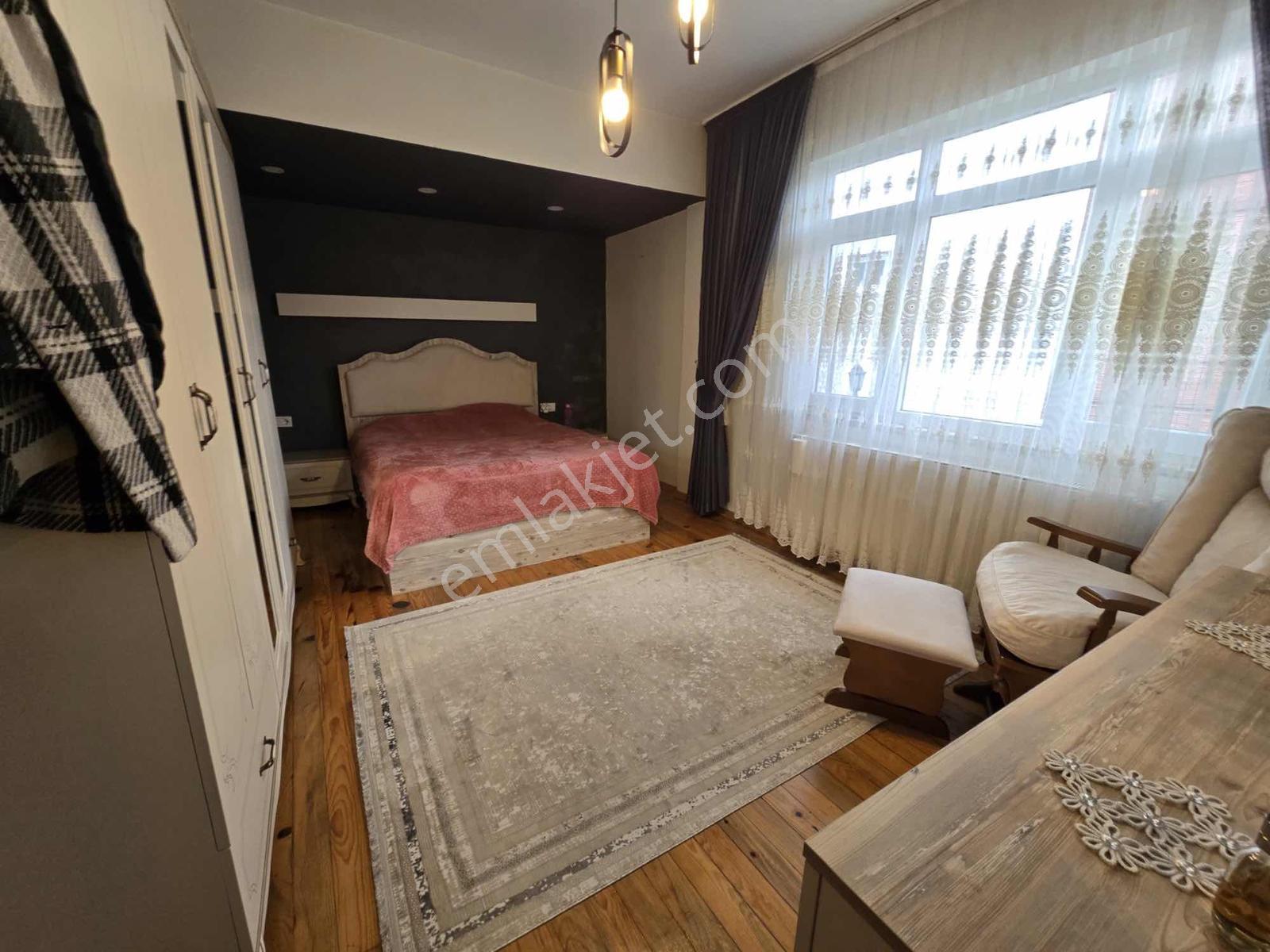 Sapanca Güldibi Mah. Satılık İki Katlı Müstakil Ev - Görsel 16