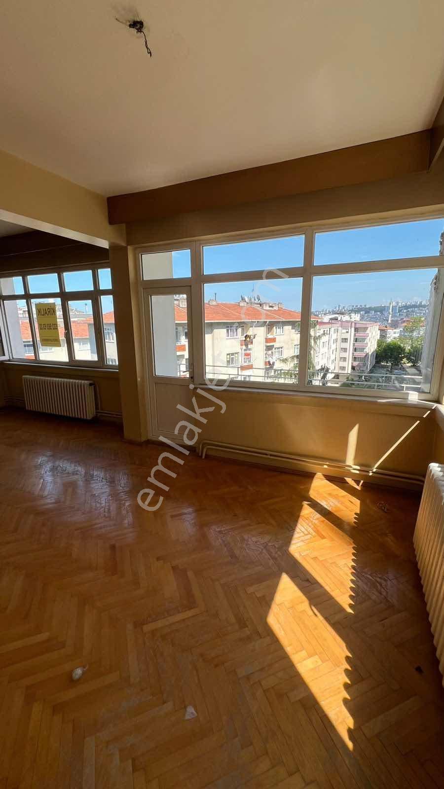 Exper Gayrımenkulden Bahçelievlerde Kiralık Daire