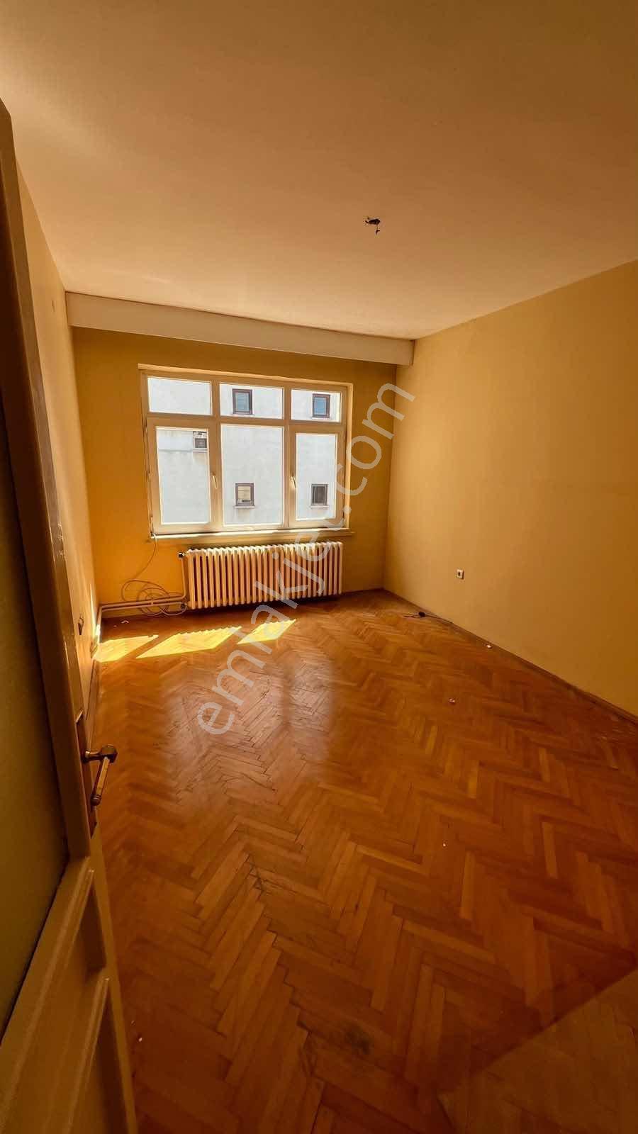Exper Gayrımenkulden Bahçelievlerde Kiralık Daire - Görsel 17