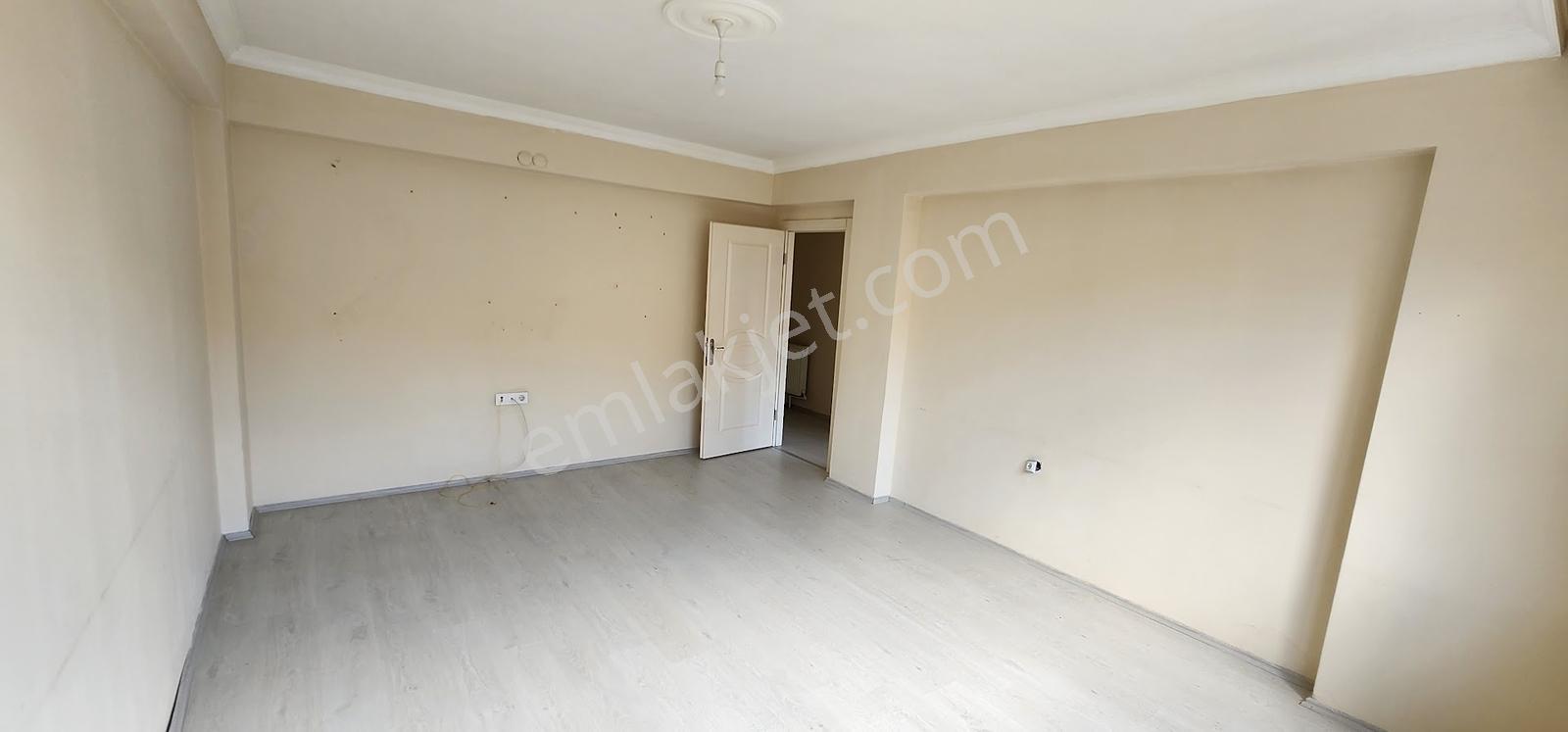 30 Ağustos Mahallesinde Geniş 2+1 Kiralık Daire - Görsel 9