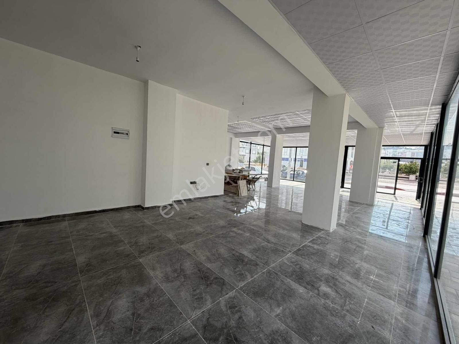 Varsak Karşıyakada Satılık Depolu Asma Katlı Dükkan | 280 M² - Görsel 4