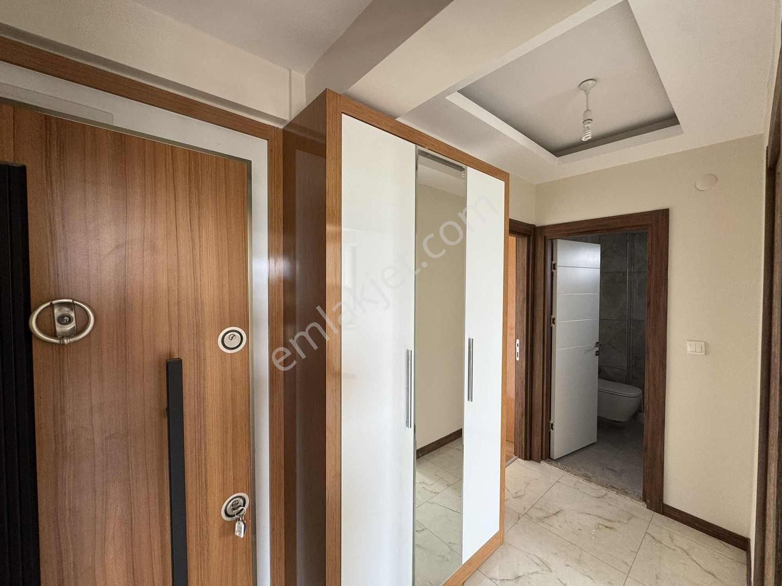 Murat Bey De İzban Yakını Site İçerisinde Kiralık 1+1 Daire - Görsel 10